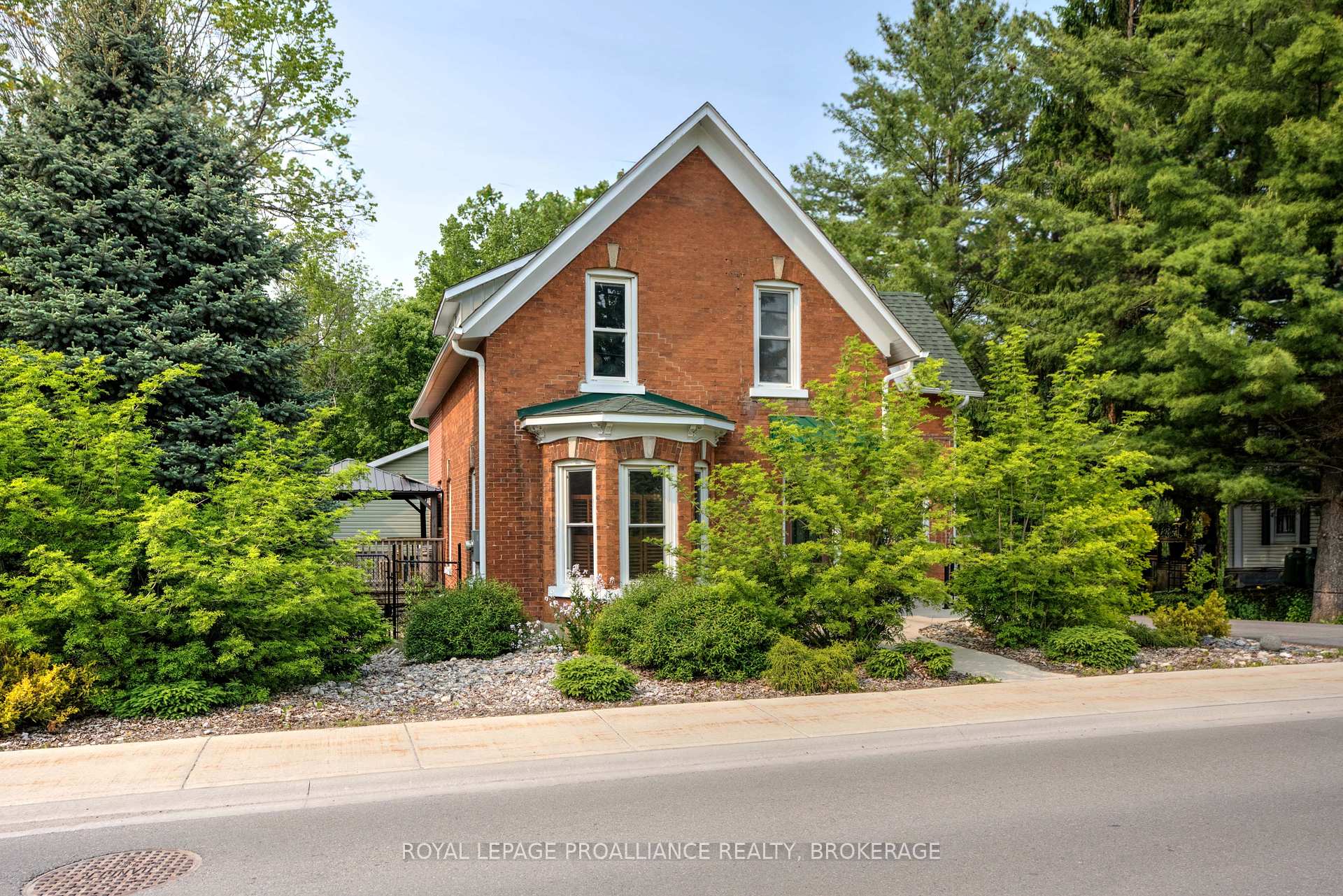 Photo 3 of 46 Bedford Street, Westport — HOMEH
