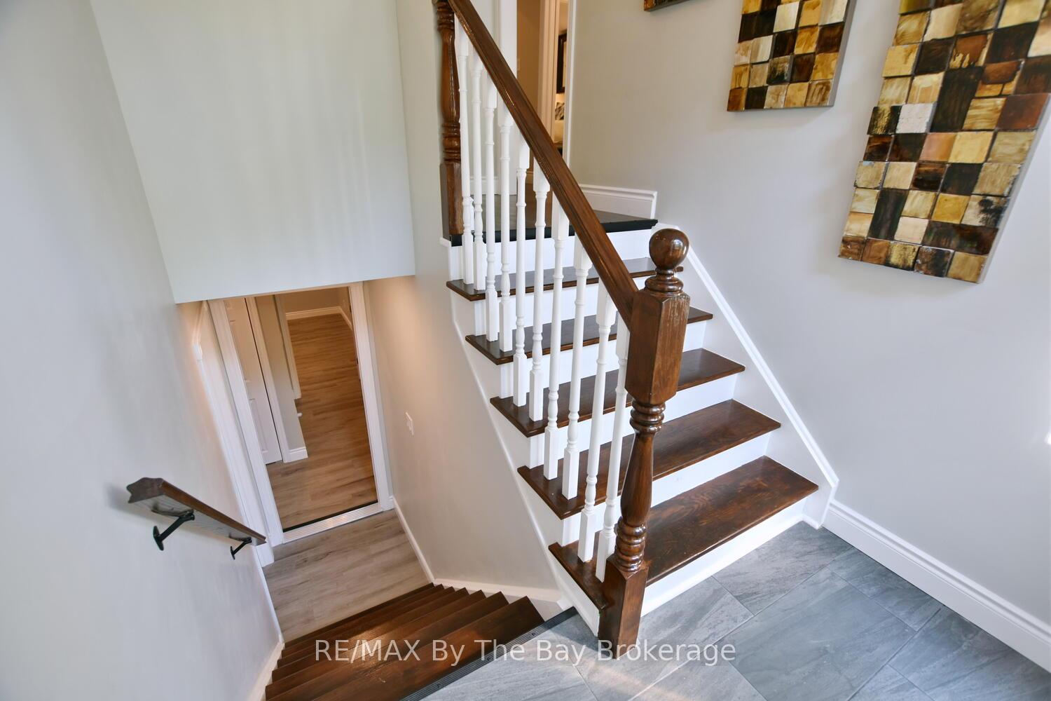 Photo 20 of 34 Glendale Avenue, Wasaga Beach — HOMEH