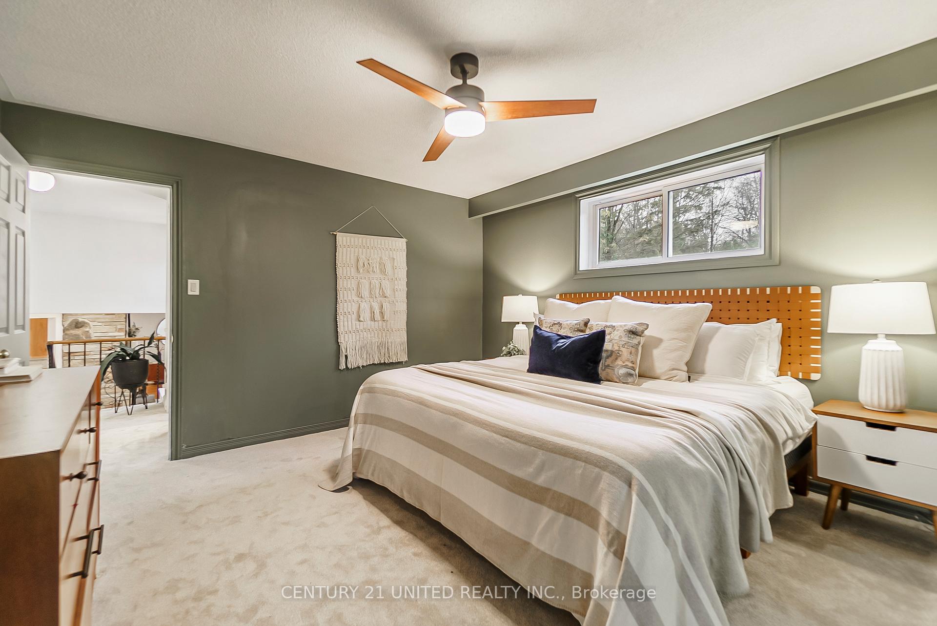 Photo 13 of 647C Ravenshoe Road, Uxbridge, Rural Uxbridge — HOMEH