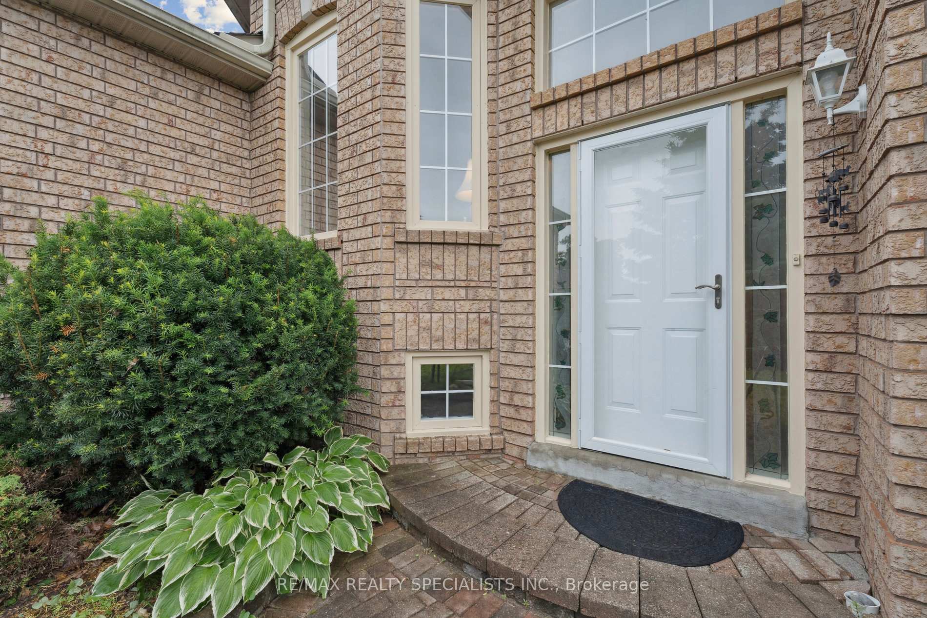 Photo 3 of 62 Silver Birch Avenue, Wasaga Beach — HOMEH