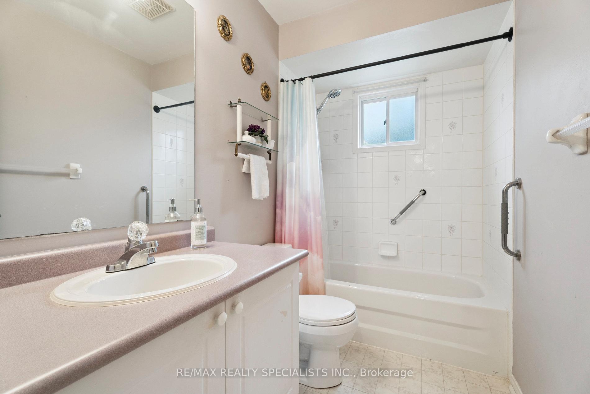 Photo 22 of 62 Silver Birch Avenue, Wasaga Beach — HOMEH