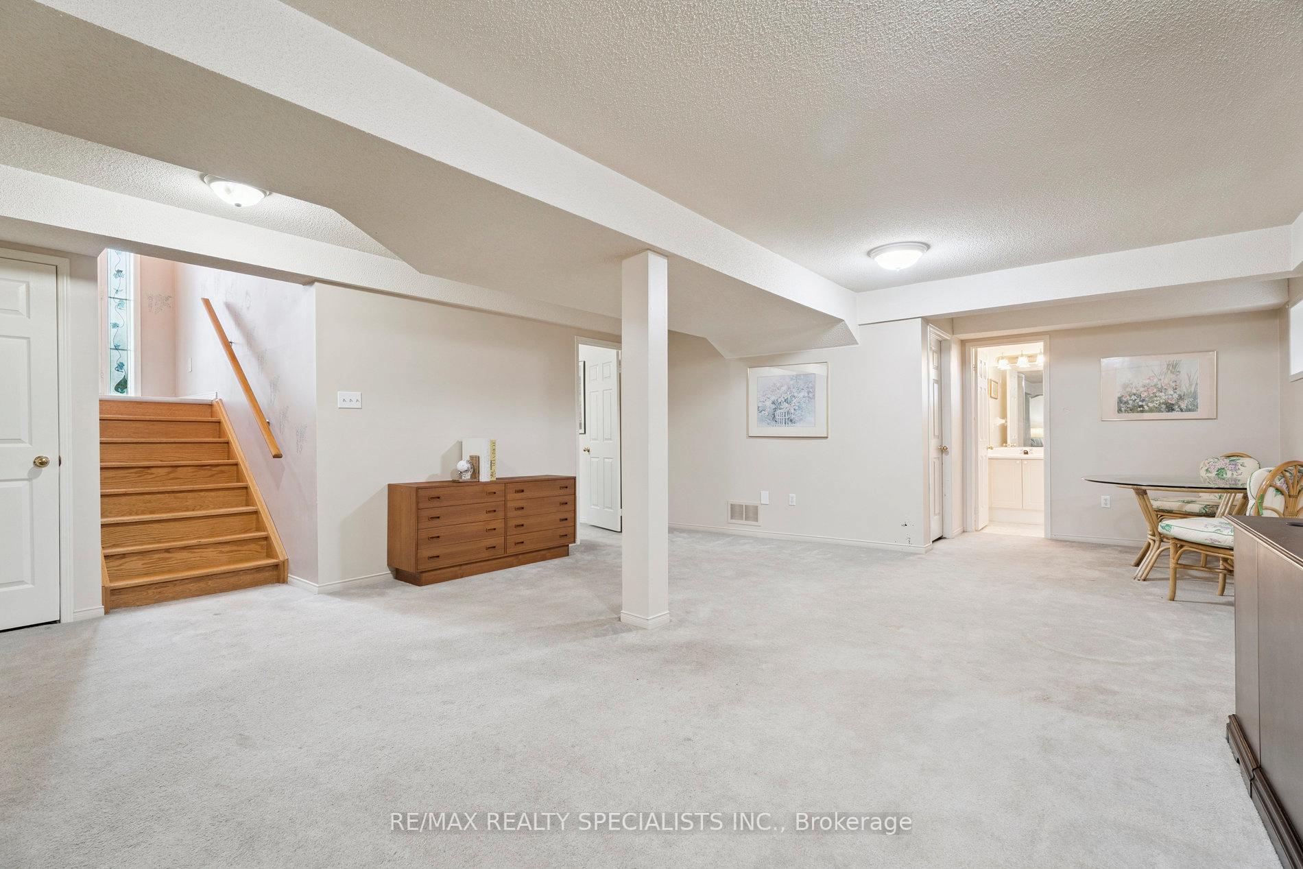 Photo 31 of 62 Silver Birch Avenue, Wasaga Beach — HOMEH