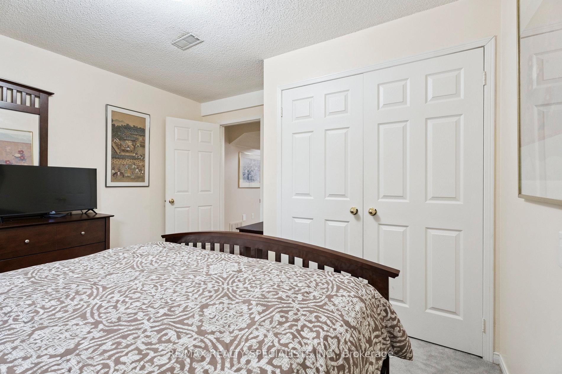 Photo 37 of 62 Silver Birch Avenue, Wasaga Beach — HOMEH