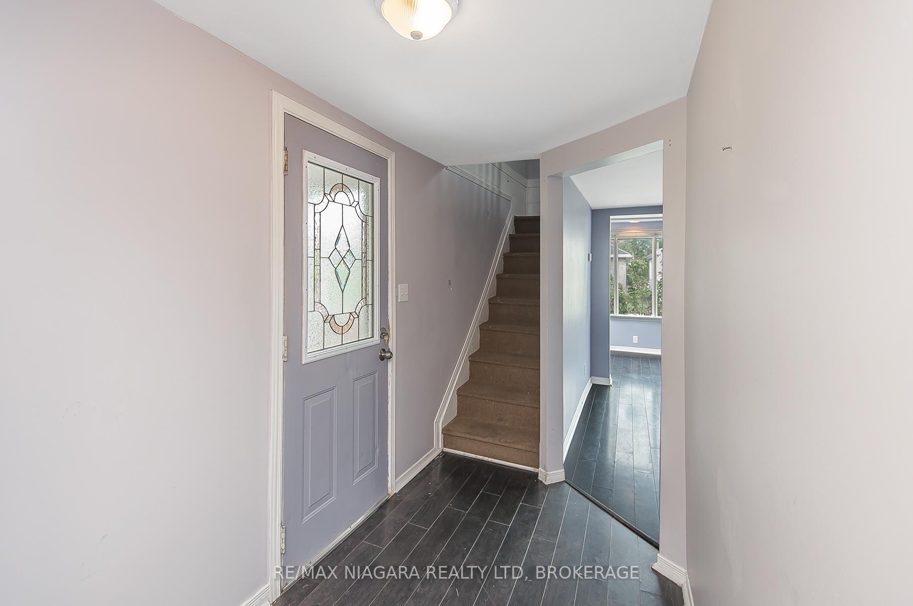 Photo 18 of 76 Sixth Street, Welland, Lincoln/Crowland — HOMEH