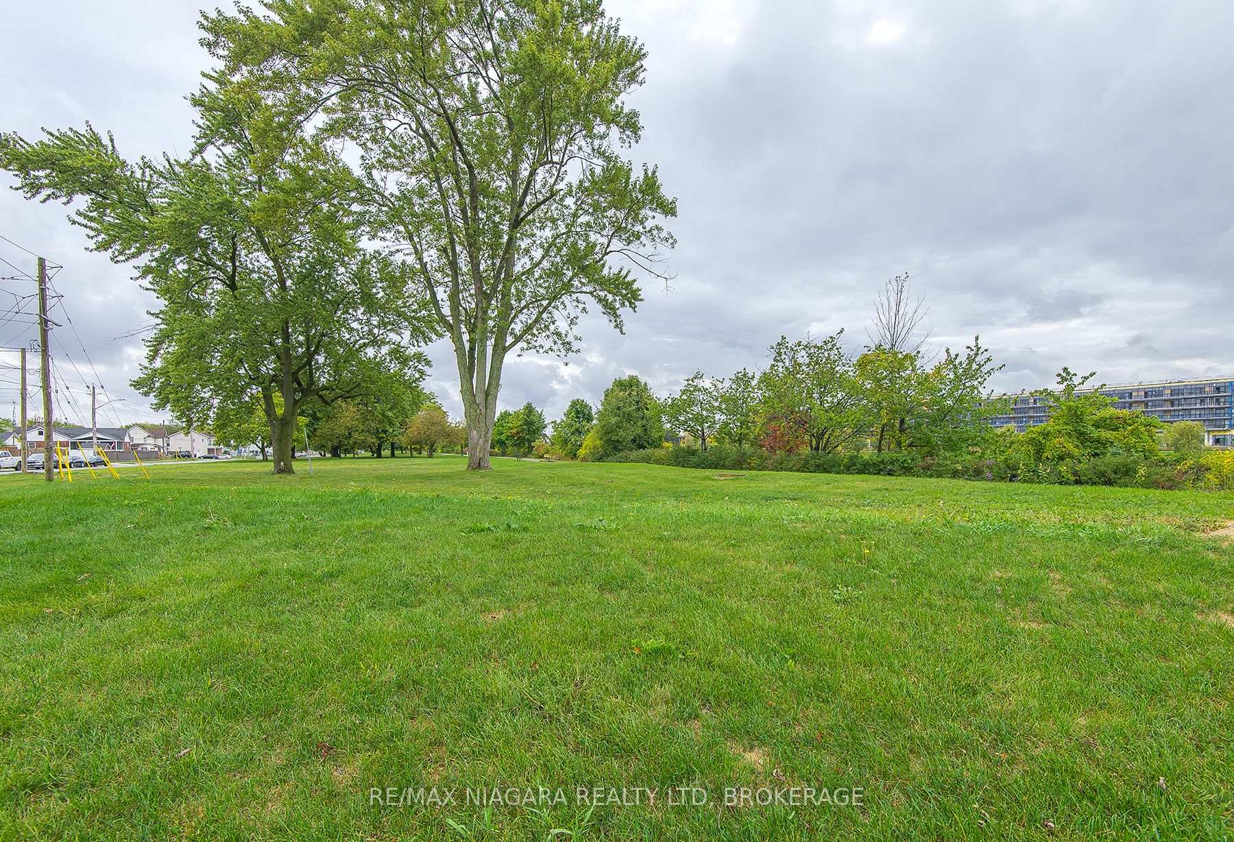 Photo 28 of 76 Sixth Street, Welland, Lincoln/Crowland — HOMEH