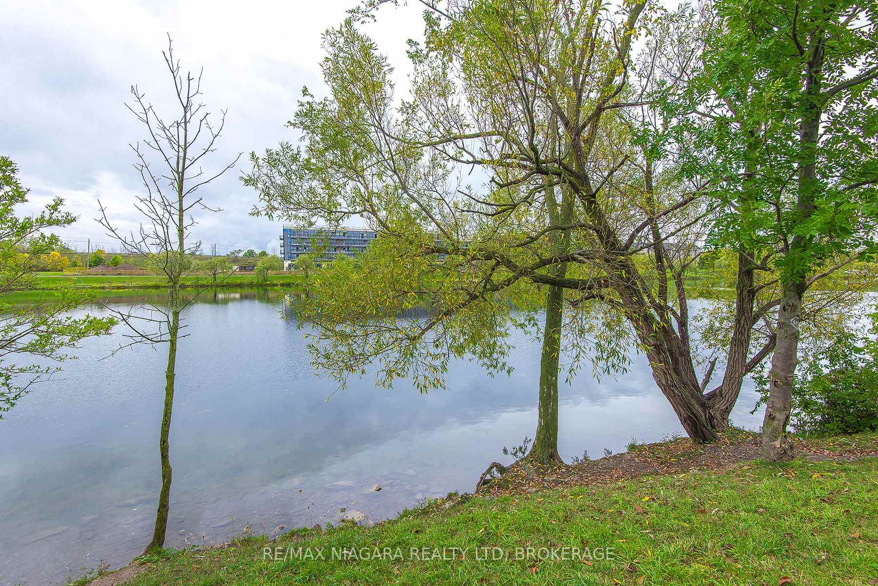 Photo 30 of 76 Sixth Street, Welland, Lincoln/Crowland — HOMEH