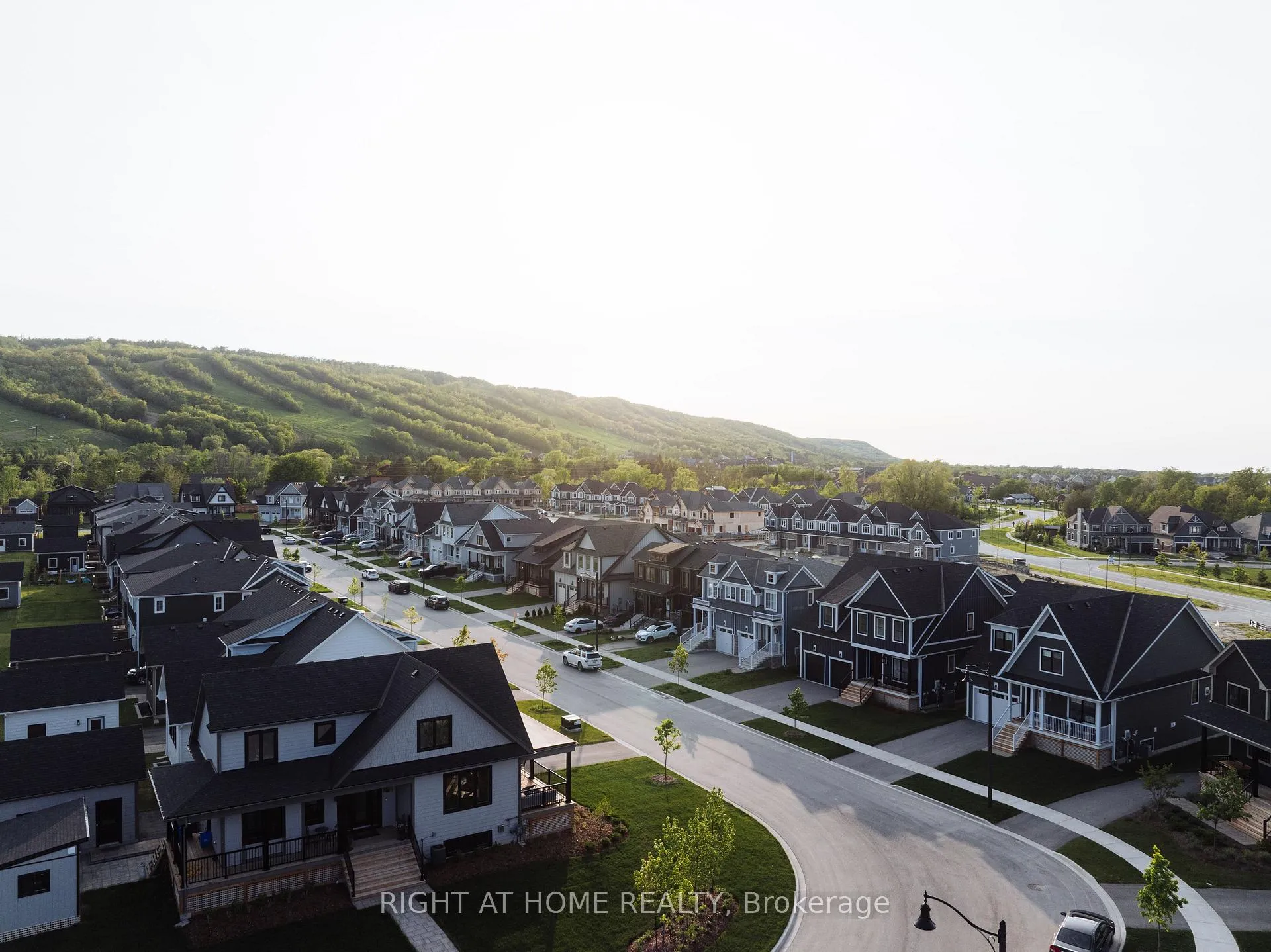 Photo of 114 Black Willow Crescent