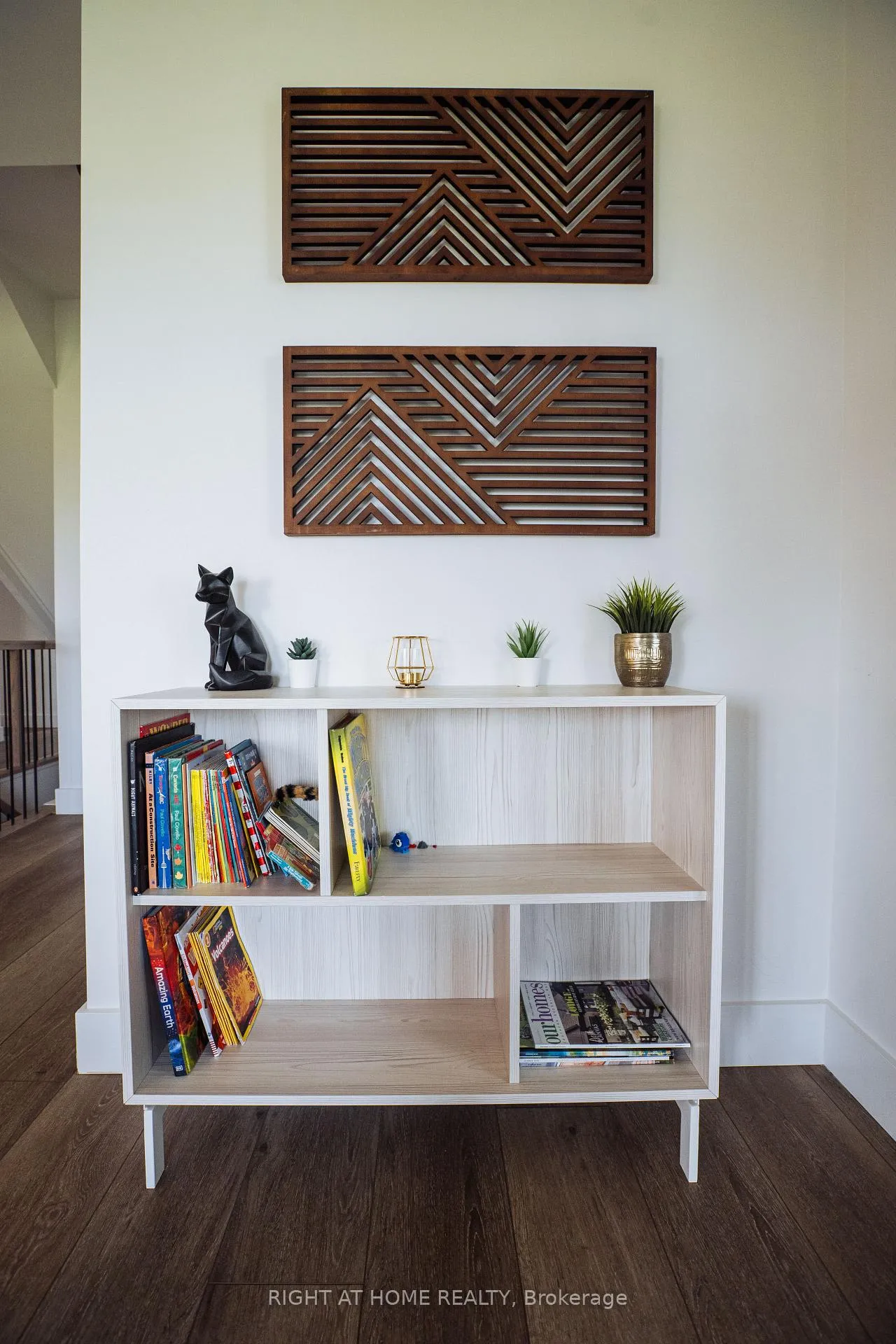 Photo 16 of 114 Black Willow Crescent, Blue Mountains — HOMEH