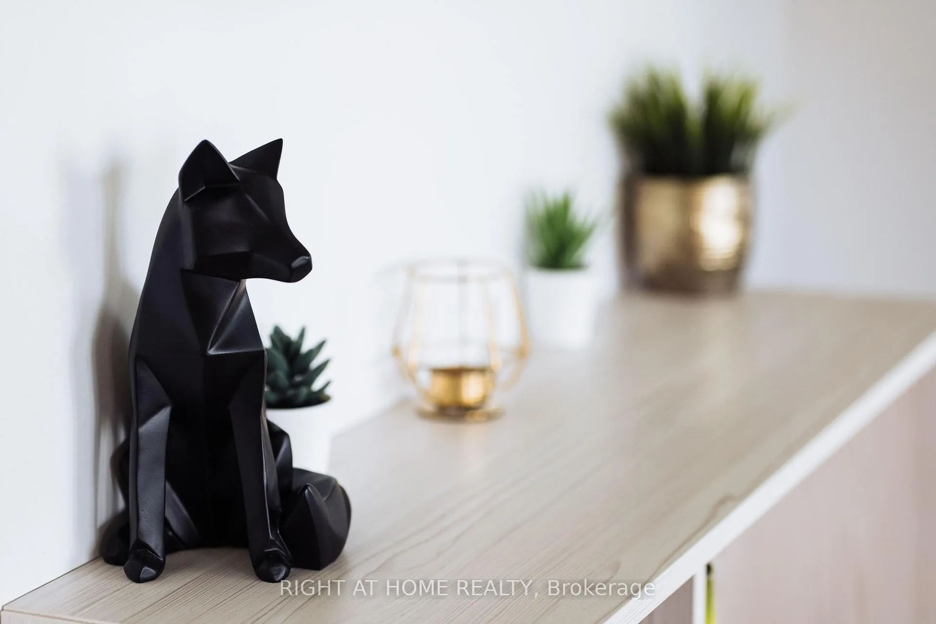 Photo 17 of 114 Black Willow Crescent, Blue Mountains — HOMEH