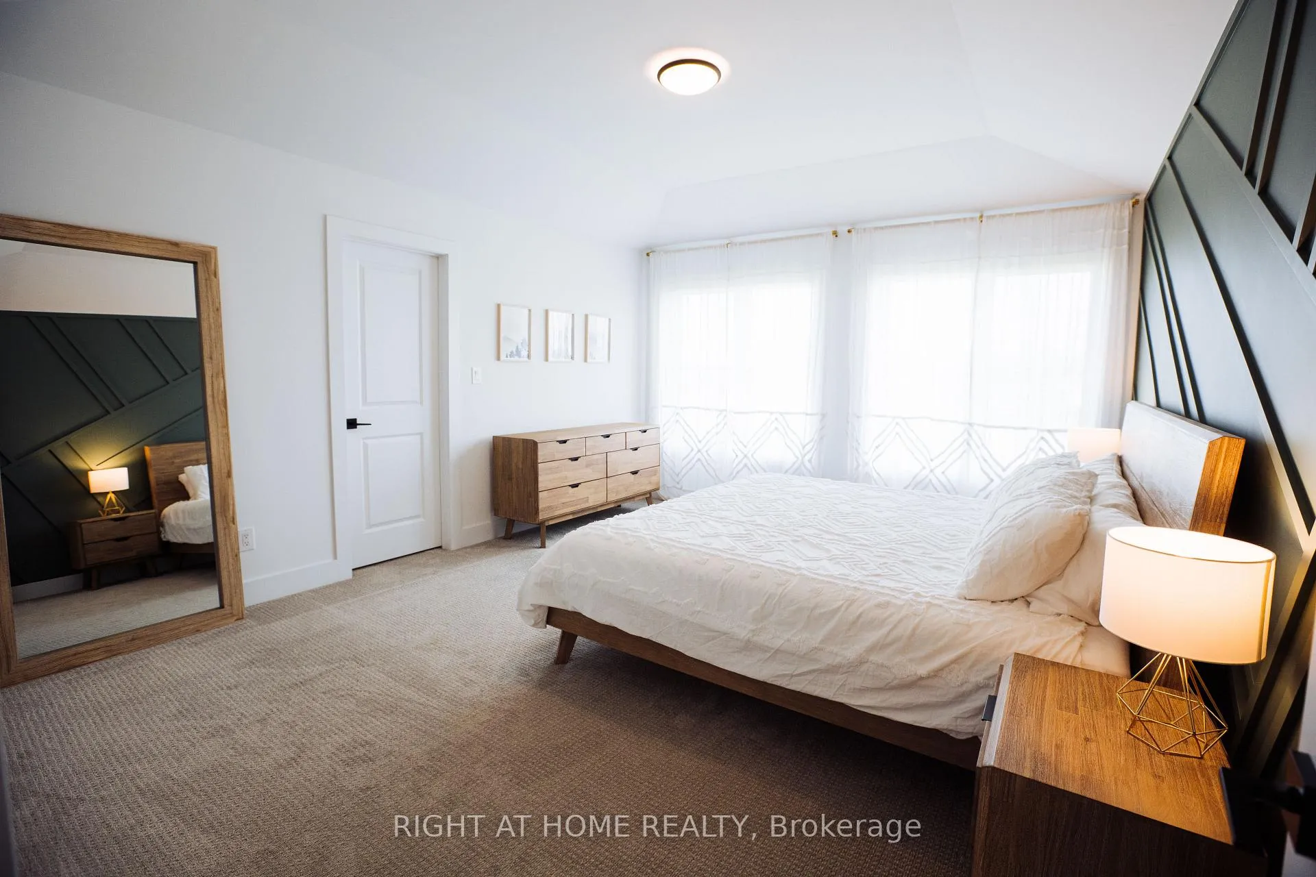 Photo 21 of 114 Black Willow Crescent, Blue Mountains — HOMEH