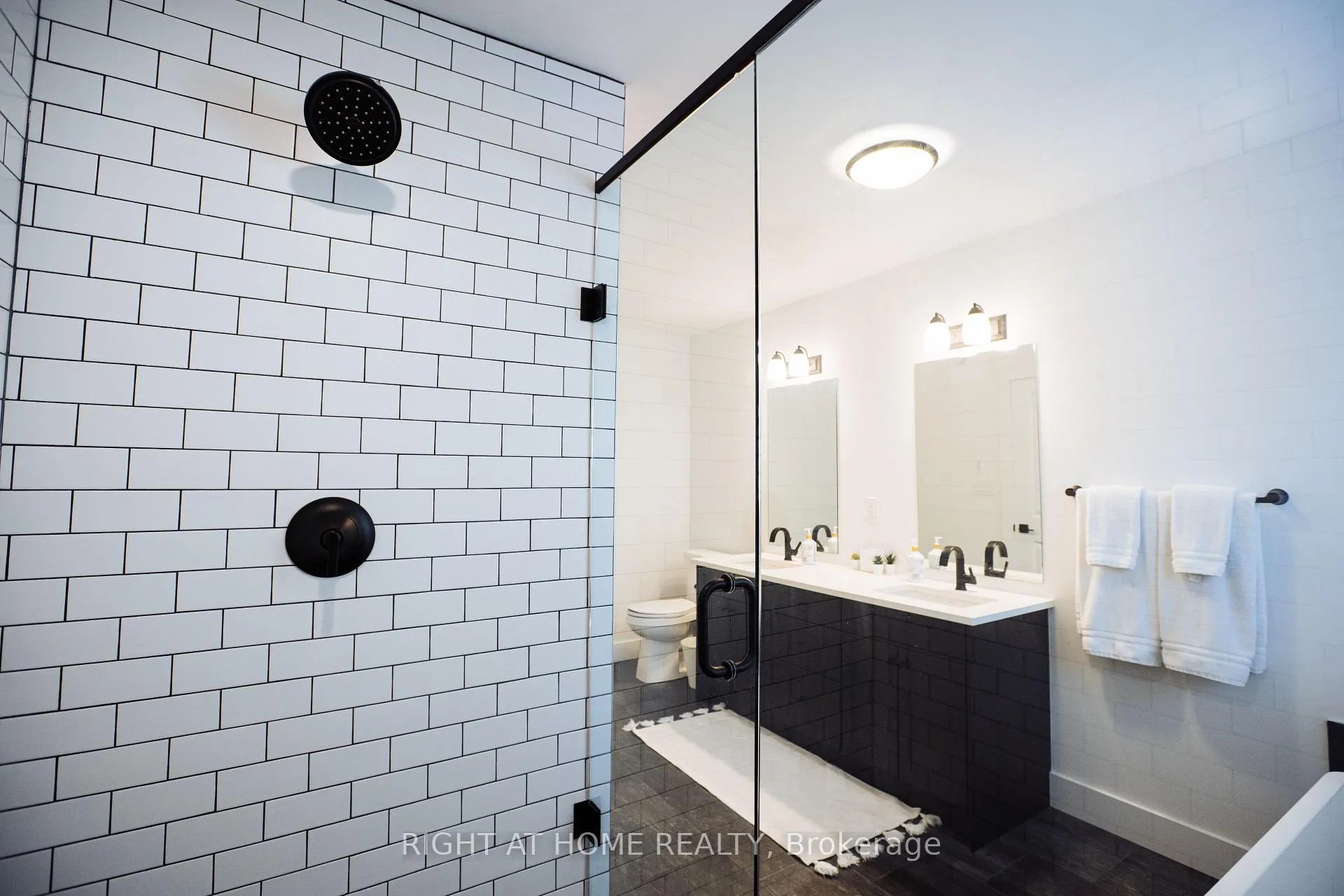 Photo 26 of 114 Black Willow Crescent, Blue Mountains — HOMEH