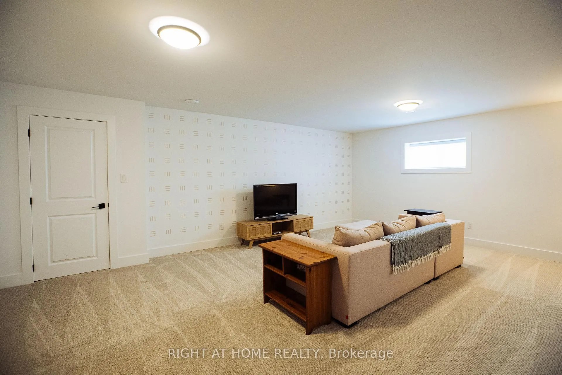 Photo 38 of 114 Black Willow Crescent, Blue Mountains — HOMEH