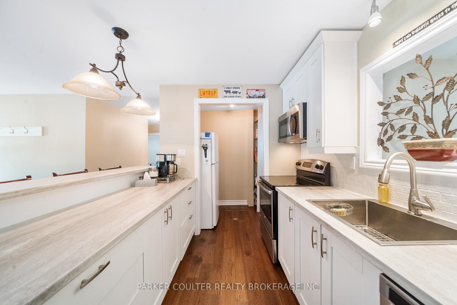 Photo 11 of 40 Antigua Drive, Wasaga Beach — HOMEH