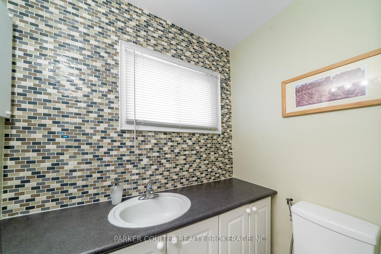 Photo 20 of 40 Antigua Drive, Wasaga Beach — HOMEH