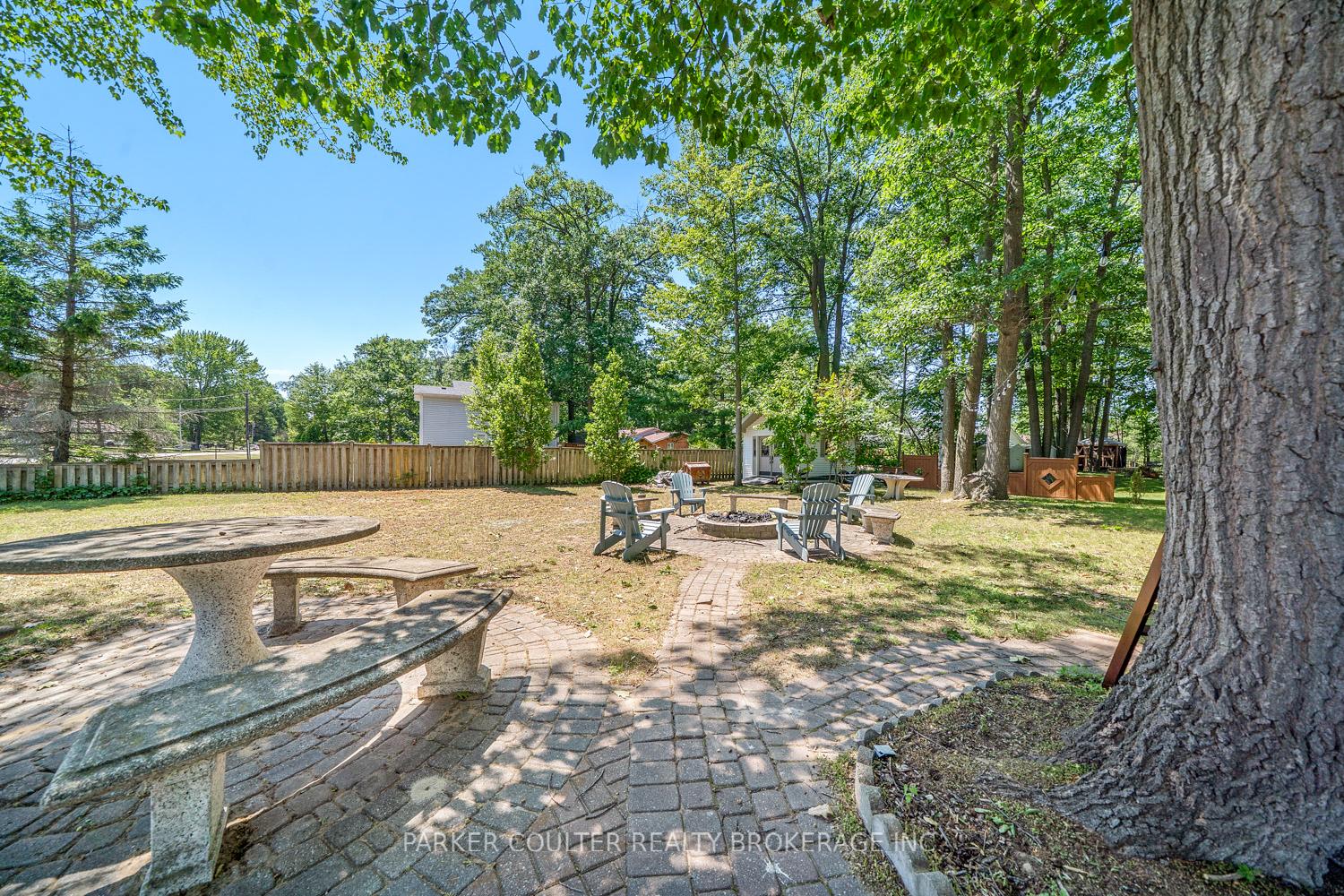 Photo 25 of 40 Antigua Drive, Wasaga Beach — HOMEH