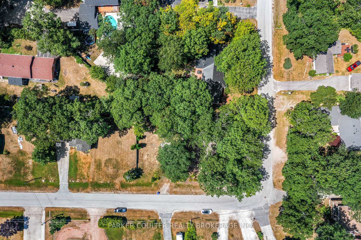 Photo 28 of 40 Antigua Drive, Wasaga Beach — HOMEH