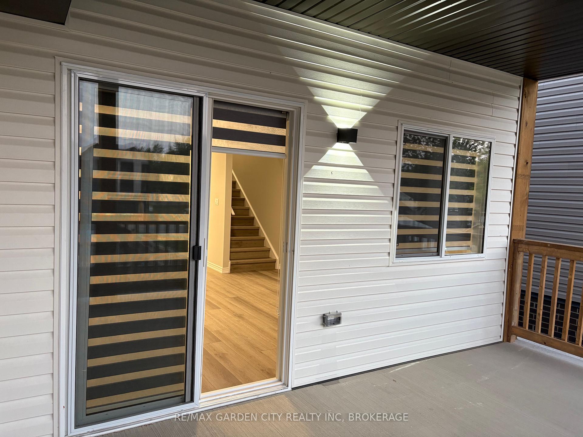 Photo 9 of 75 Superior Street, Welland, Dain City — HOMEH
