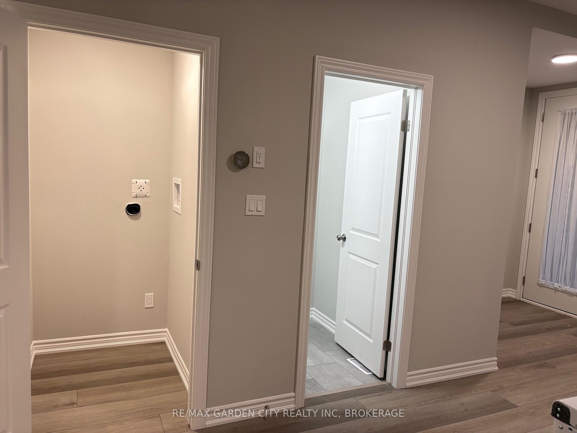 Photo 12 of 75 Superior Street, Welland, Dain City — HOMEH