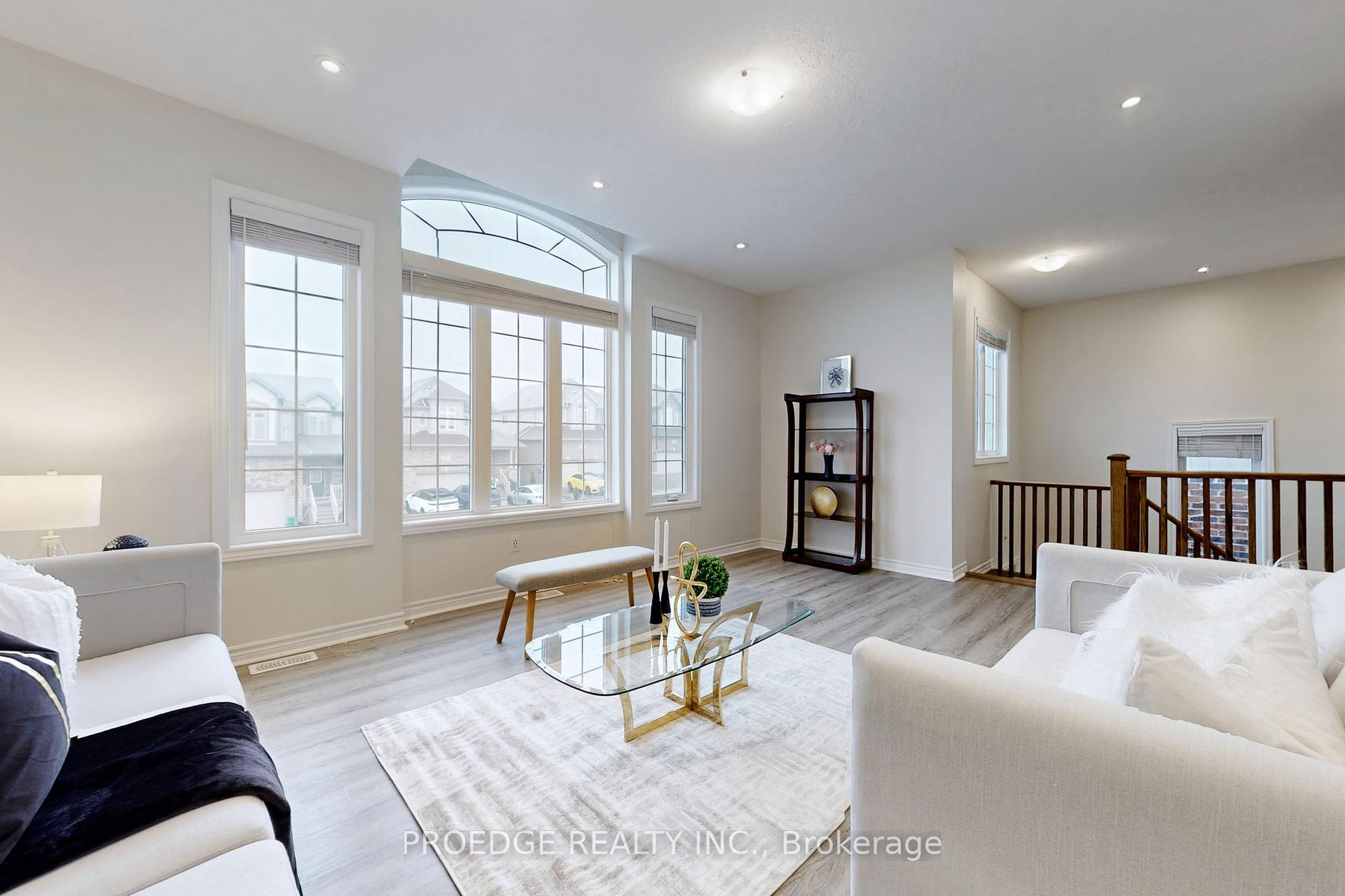 Photo 24 of 361 Beechdrops Drive, Waterloo, Vista Hills — HOMEH