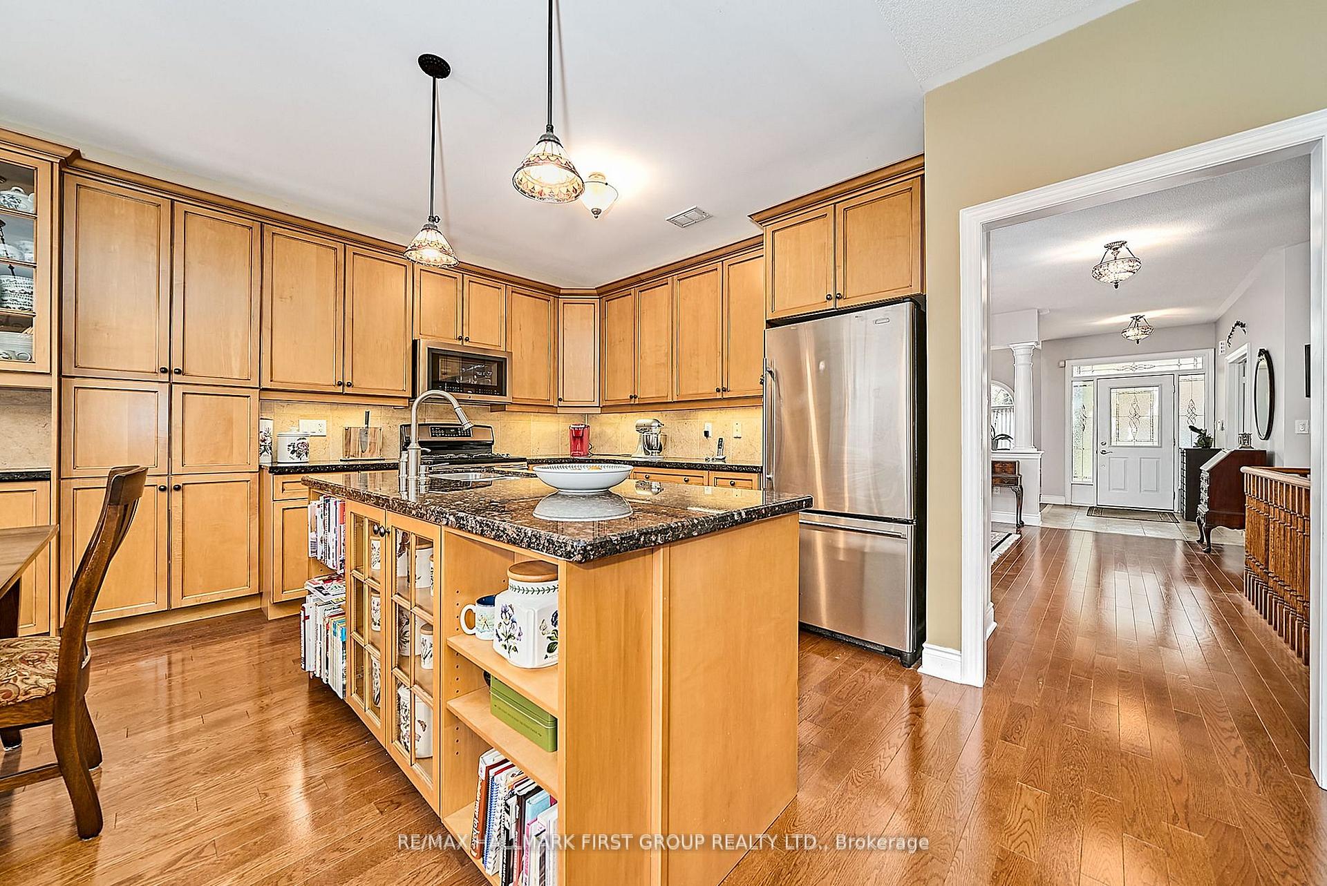 Photo 11 of 9 Oakside Drive, Uxbridge — HOMEH