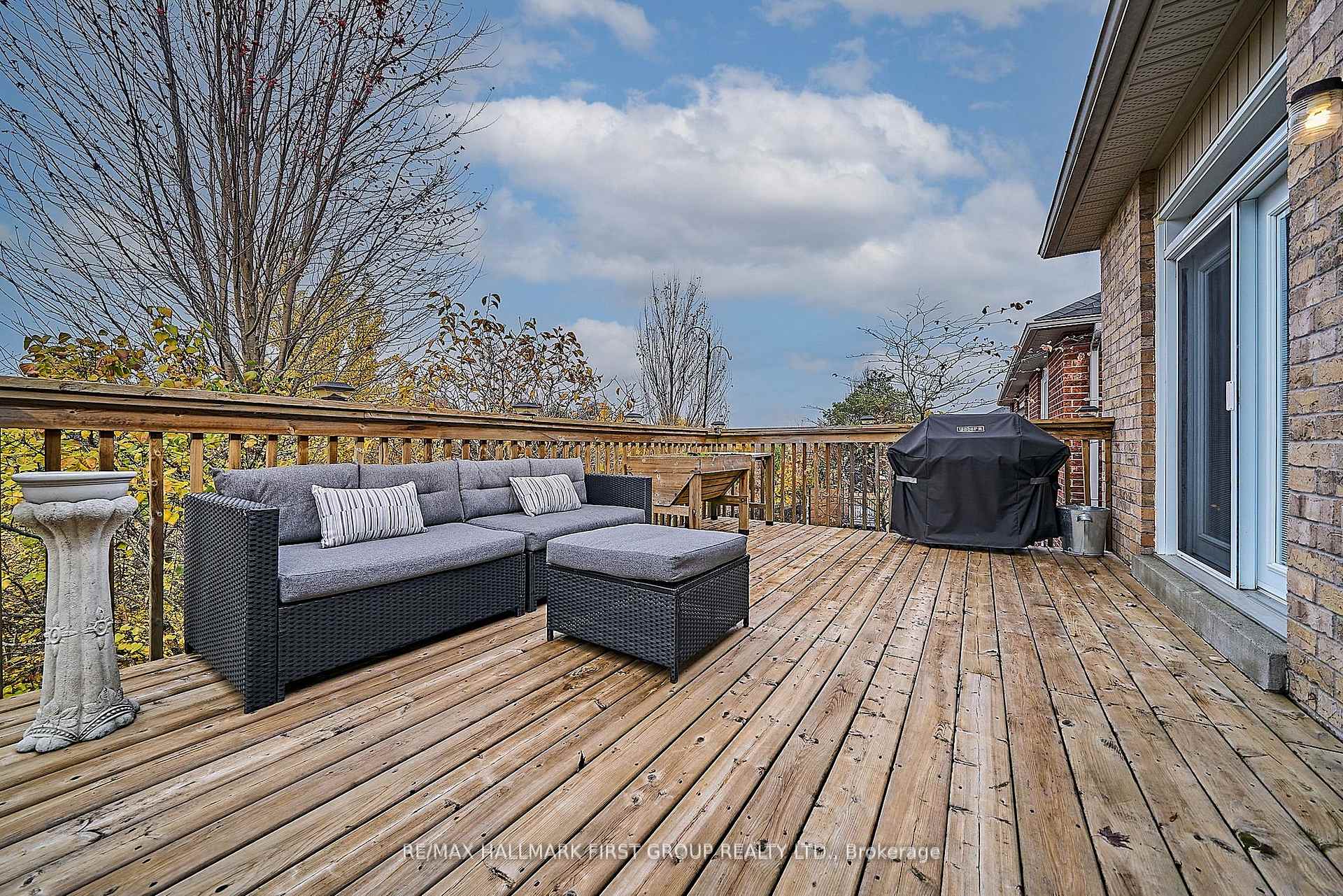 Photo 16 of 9 Oakside Drive, Uxbridge — HOMEH