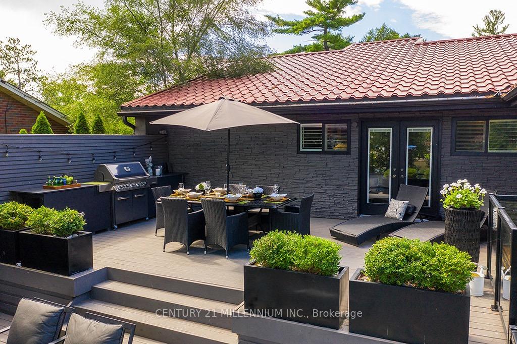 Photo 26 of 131 Old Mosley Street, Wasaga Beach — HOMEH