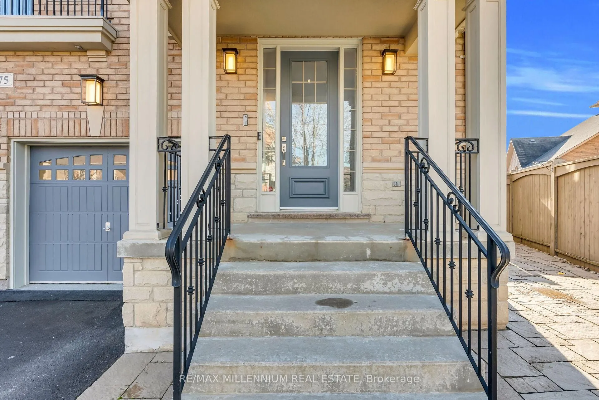 Photo 3 of 275 Hansard Drive, Vaughan, Vellore Village — HOMEH