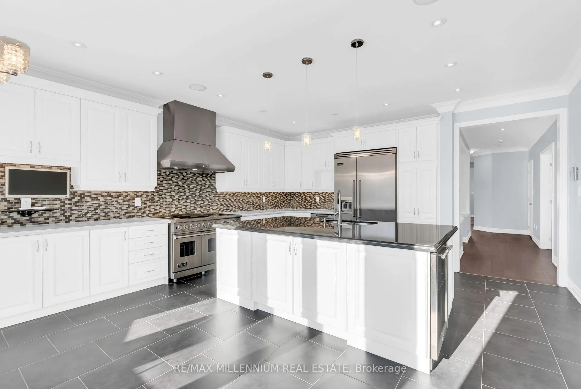 Photo 12 of 275 Hansard Drive, Vaughan, Vellore Village — HOMEH