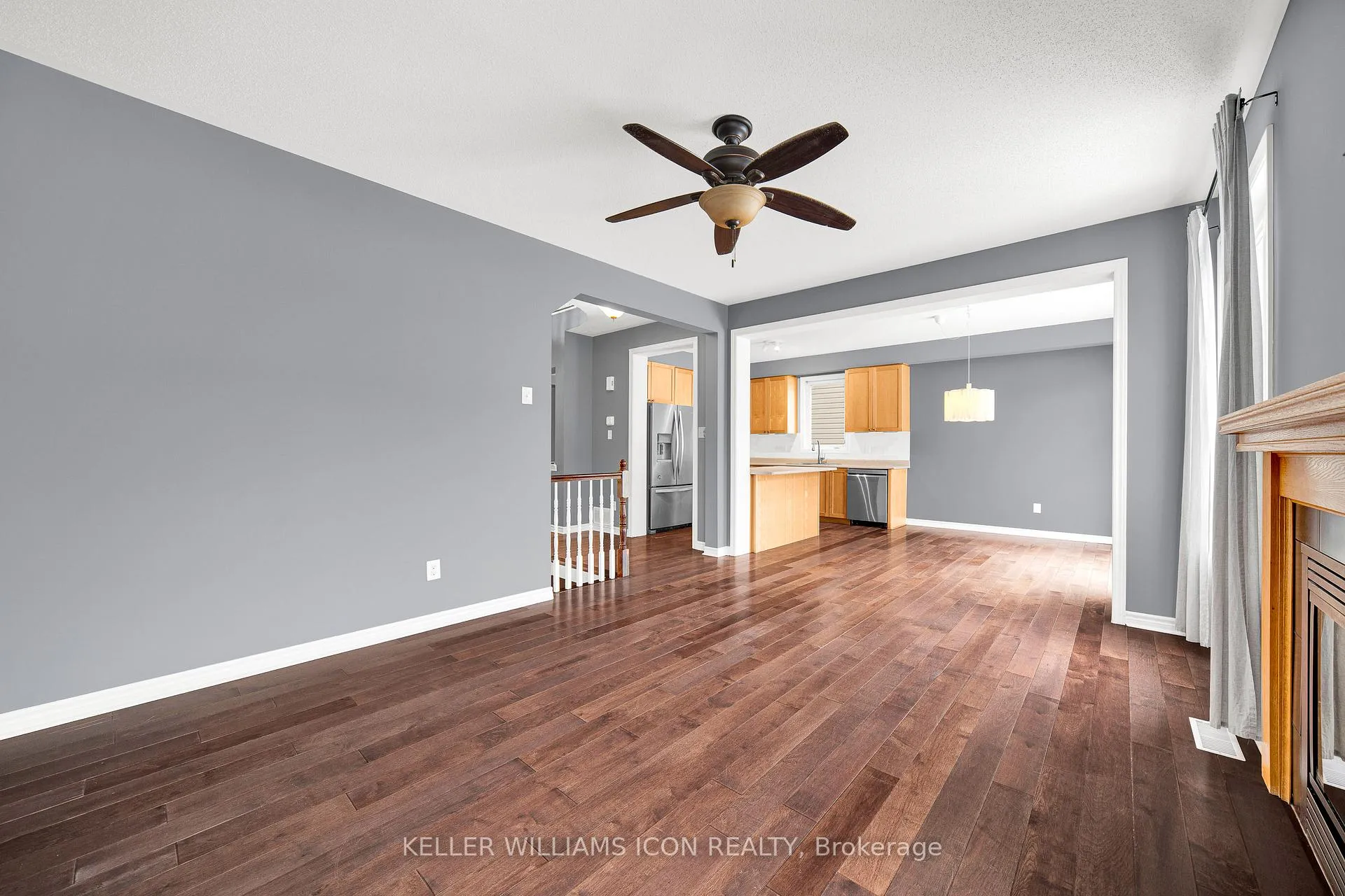 Photo 6 of 2212 Watercolours Way, Ottawa, Barrhaven - Half Moon Bay — HOMEH
