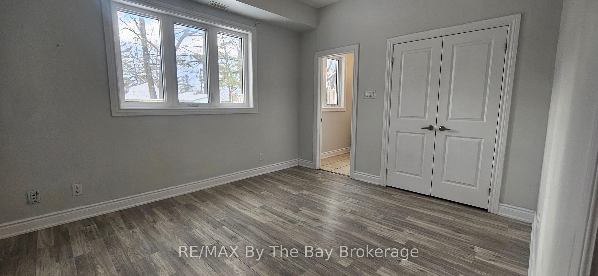 Photo 14 of Unit Unit B, 10 Elm Drive, Wasaga Beach — HOMEH