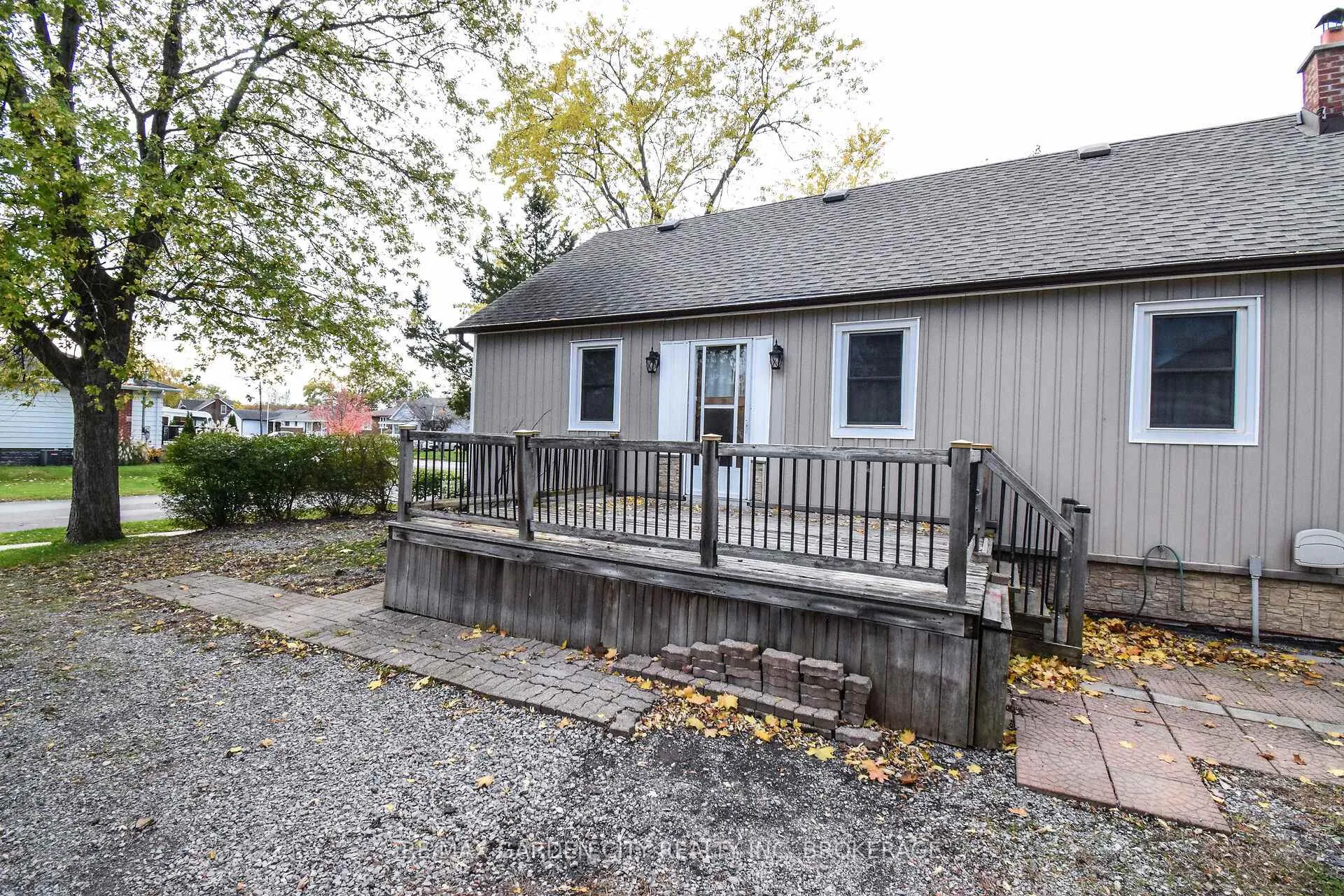 Photo 35 of 115 Marshall Avenue, Welland, Broadway — HOMEH