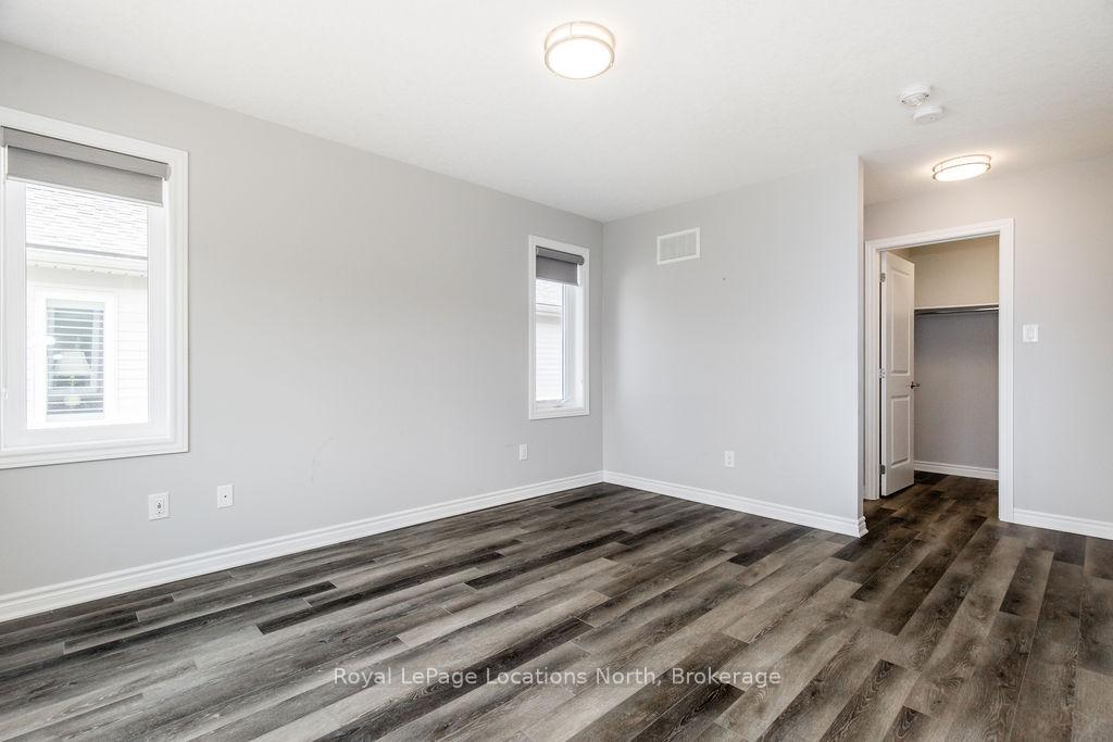 Photo 12 of 26 Ivy Crescent, Wasaga Beach — HOMEH