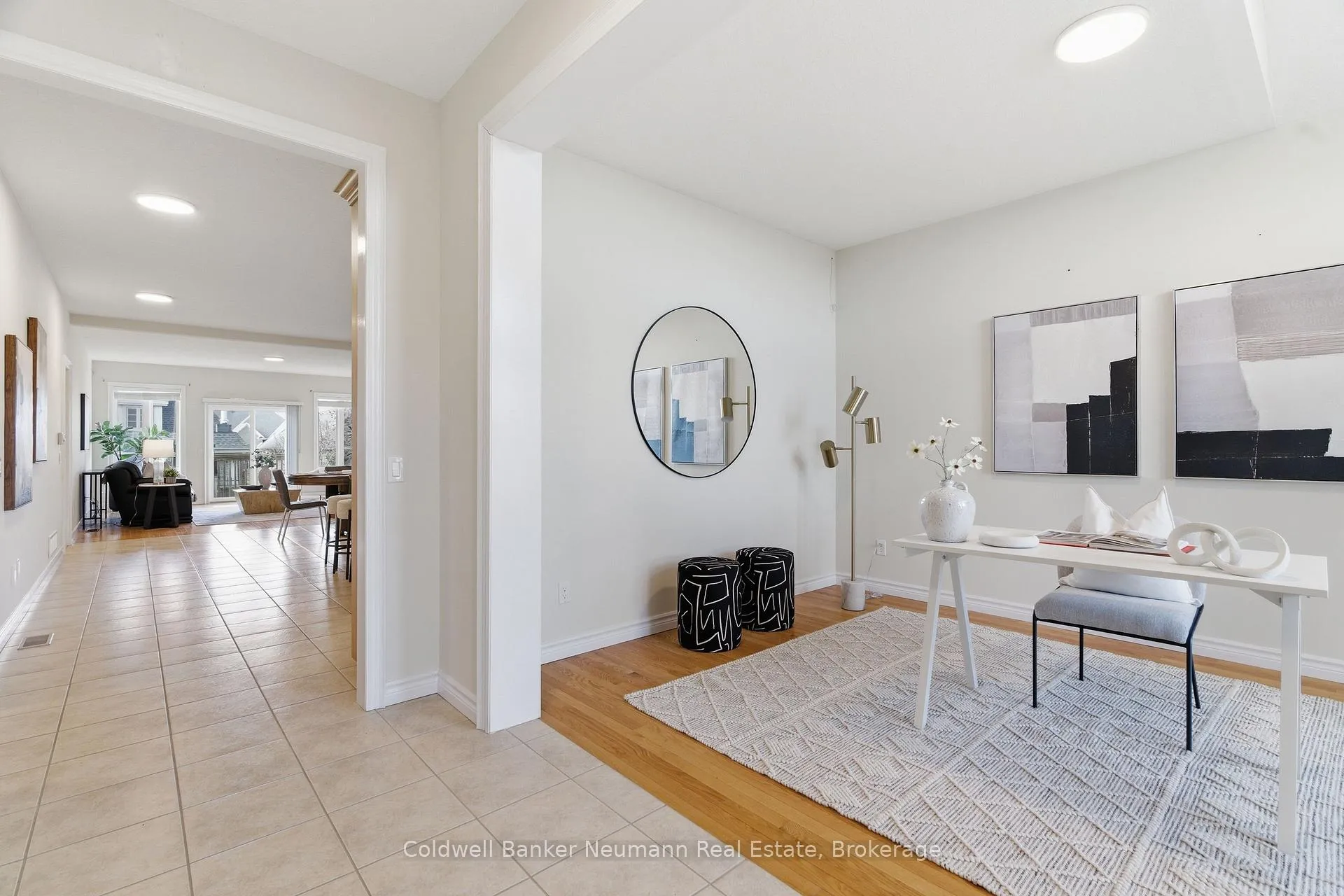 Photo 3 of 14 Sweeney Drive, Guelph, Kortright East — HOMEH