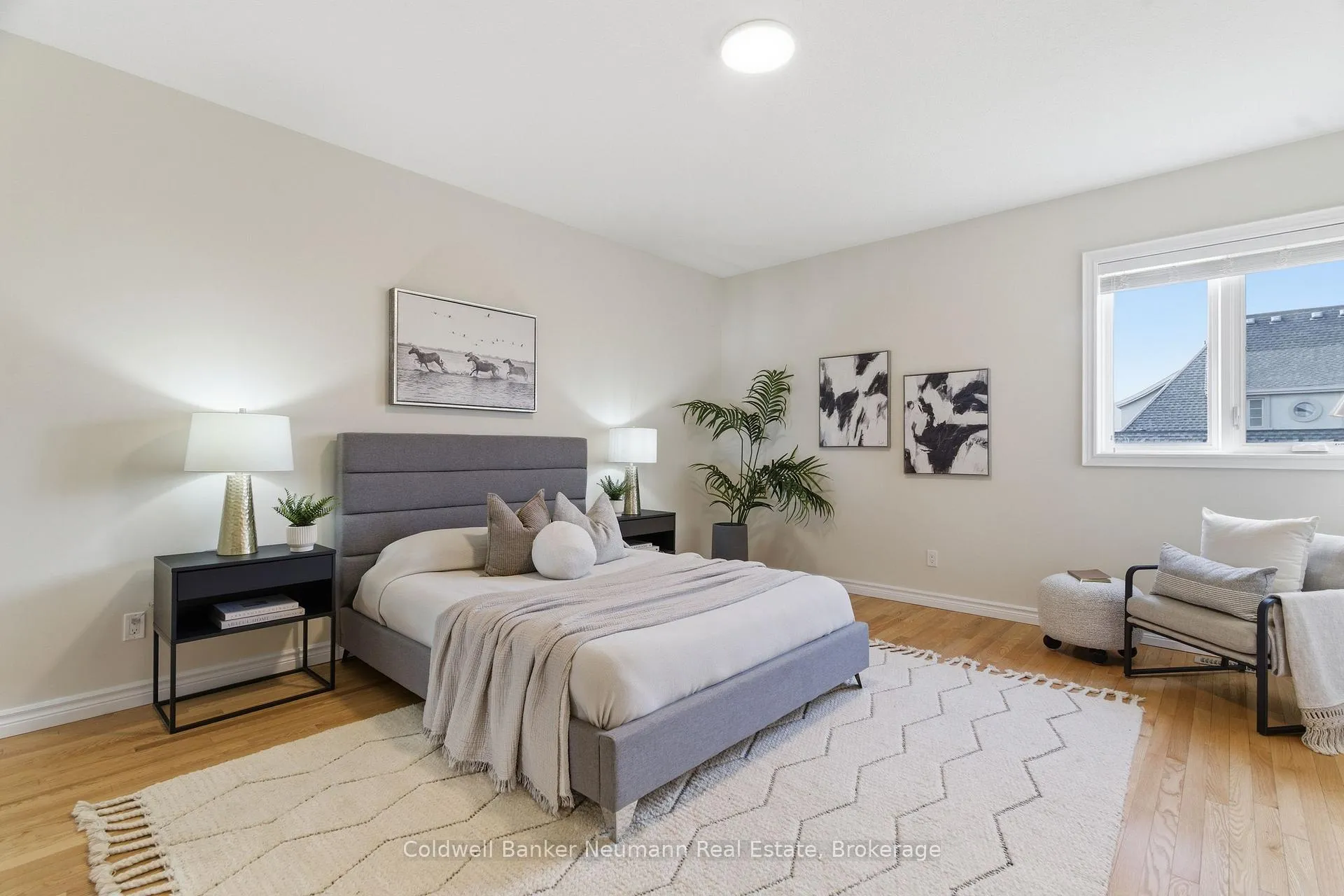 Photo 13 of 14 Sweeney Drive, Guelph, Kortright East — HOMEH
