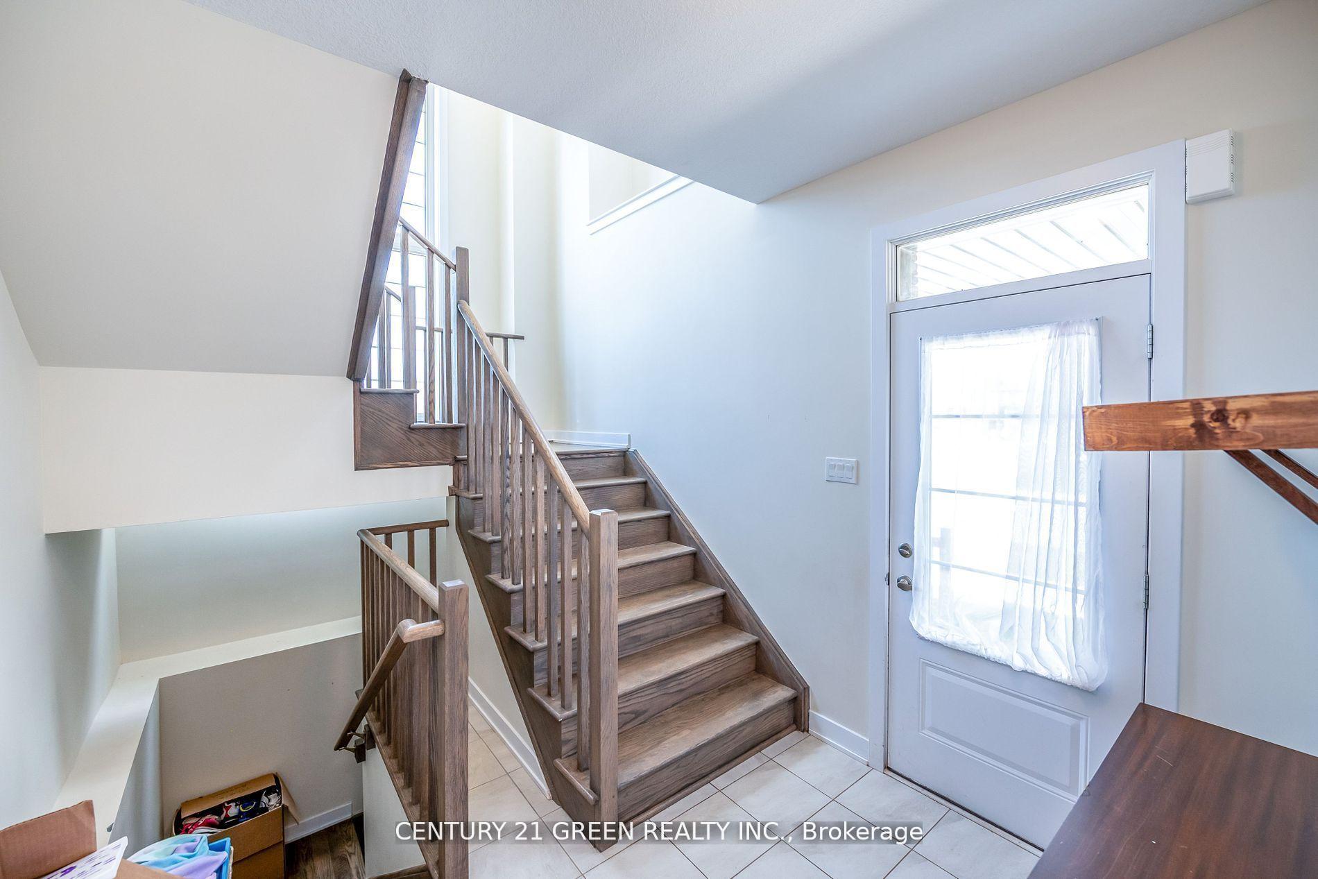 Photo 12 of 414 Eastbridge Avenue, Welland, Dain City — HOMEH