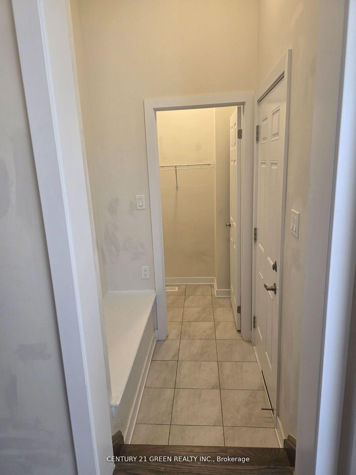 Photo 28 of 414 Eastbridge Avenue, Welland, Dain City — HOMEH