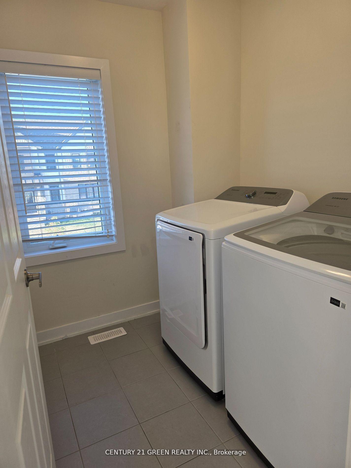 Photo 29 of 414 Eastbridge Avenue, Welland, Dain City — HOMEH