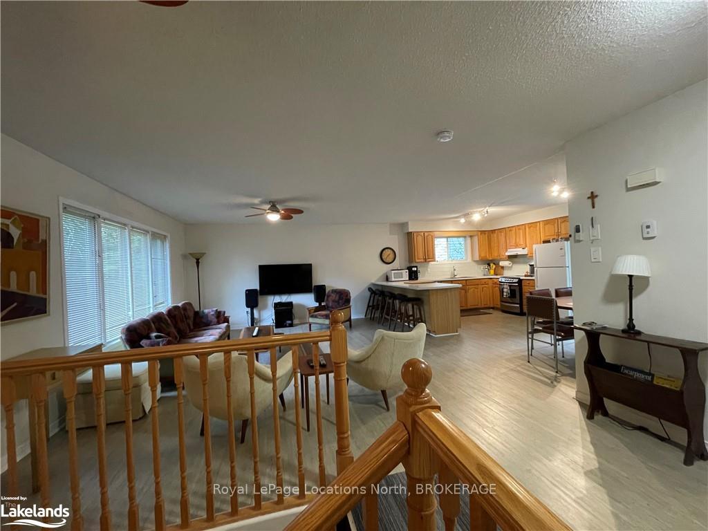 Photo 6 of 24 55TH Street S, Wasaga Beach — HOMEH