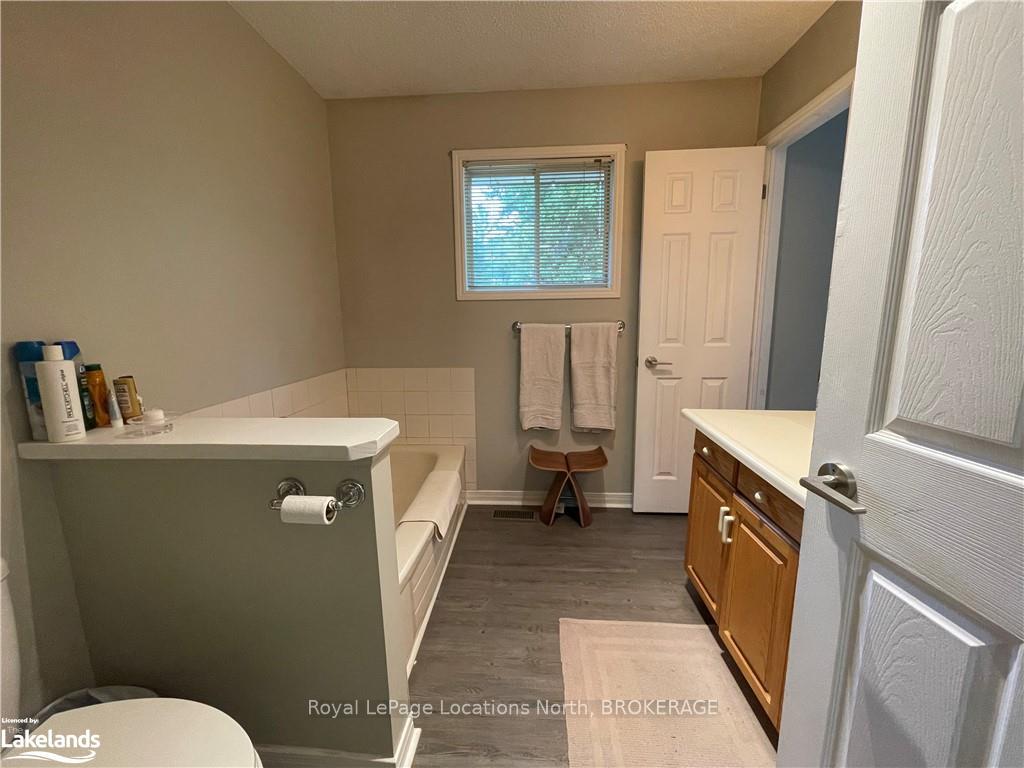 Photo 22 of 24 55TH Street S, Wasaga Beach — HOMEH