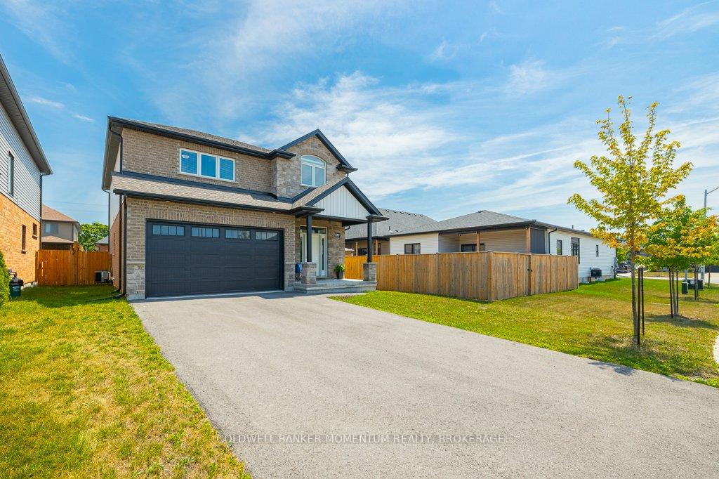 Photo 3 of 377 Willowbrook Drive, Welland, West Welland — HOMEH