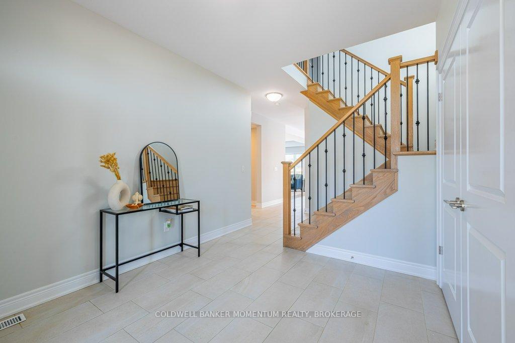 Photo 5 of 377 Willowbrook Drive, Welland, West Welland — HOMEH