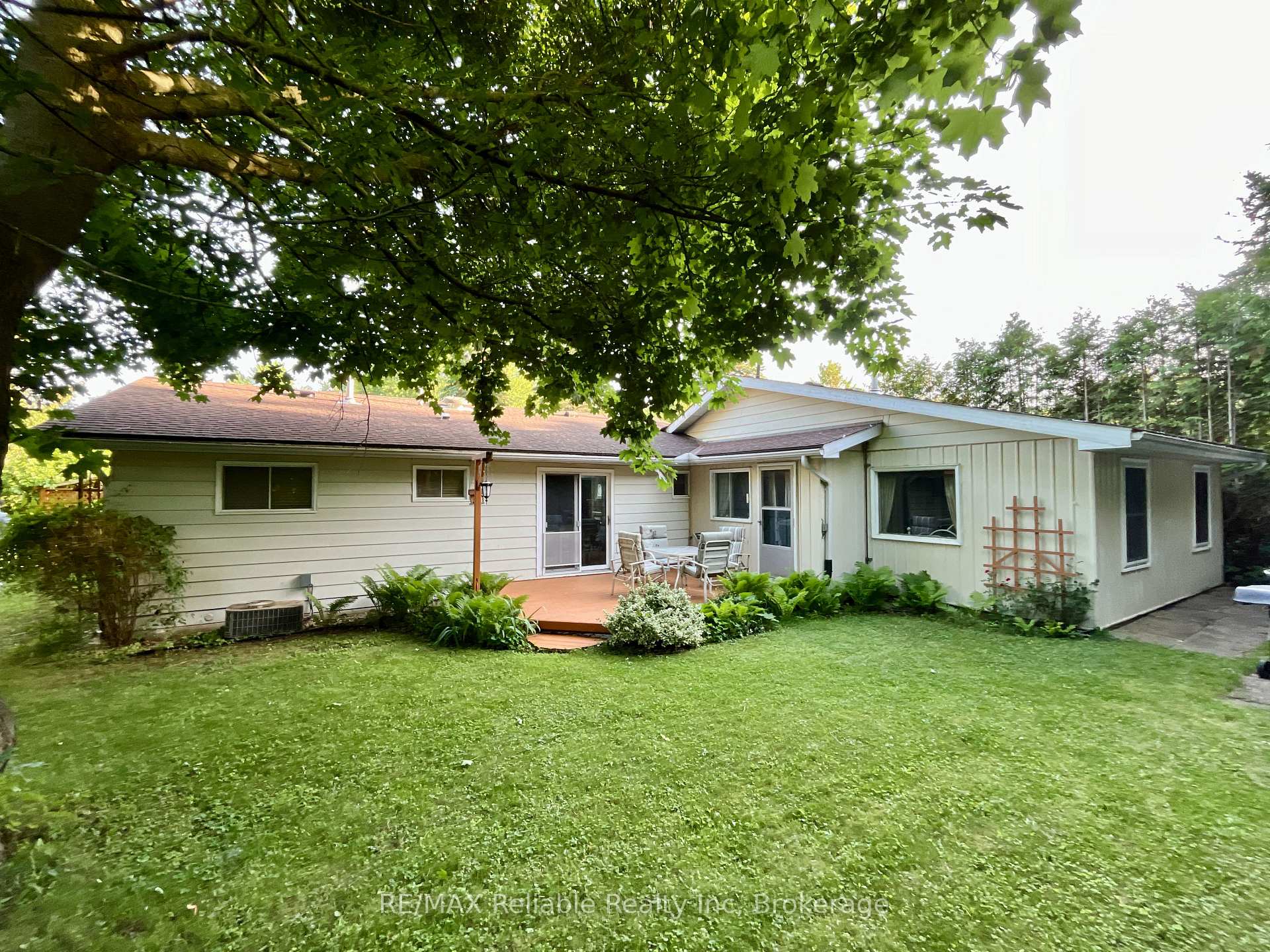 Photo 24 of 59 Cameron Street, Bluewater, Bayfield — HOMEH