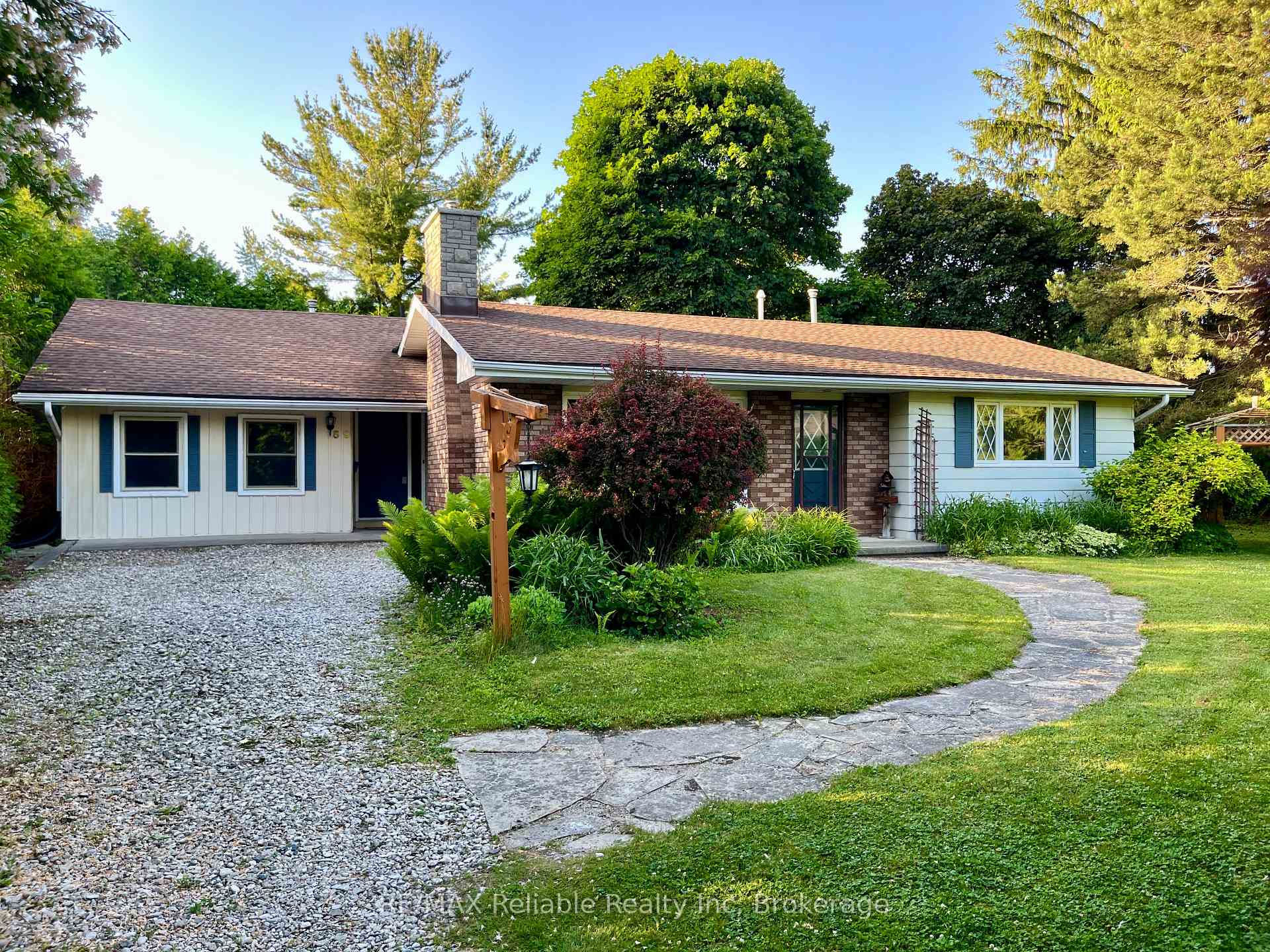 Photo 25 of 59 Cameron Street, Bluewater, Bayfield — HOMEH