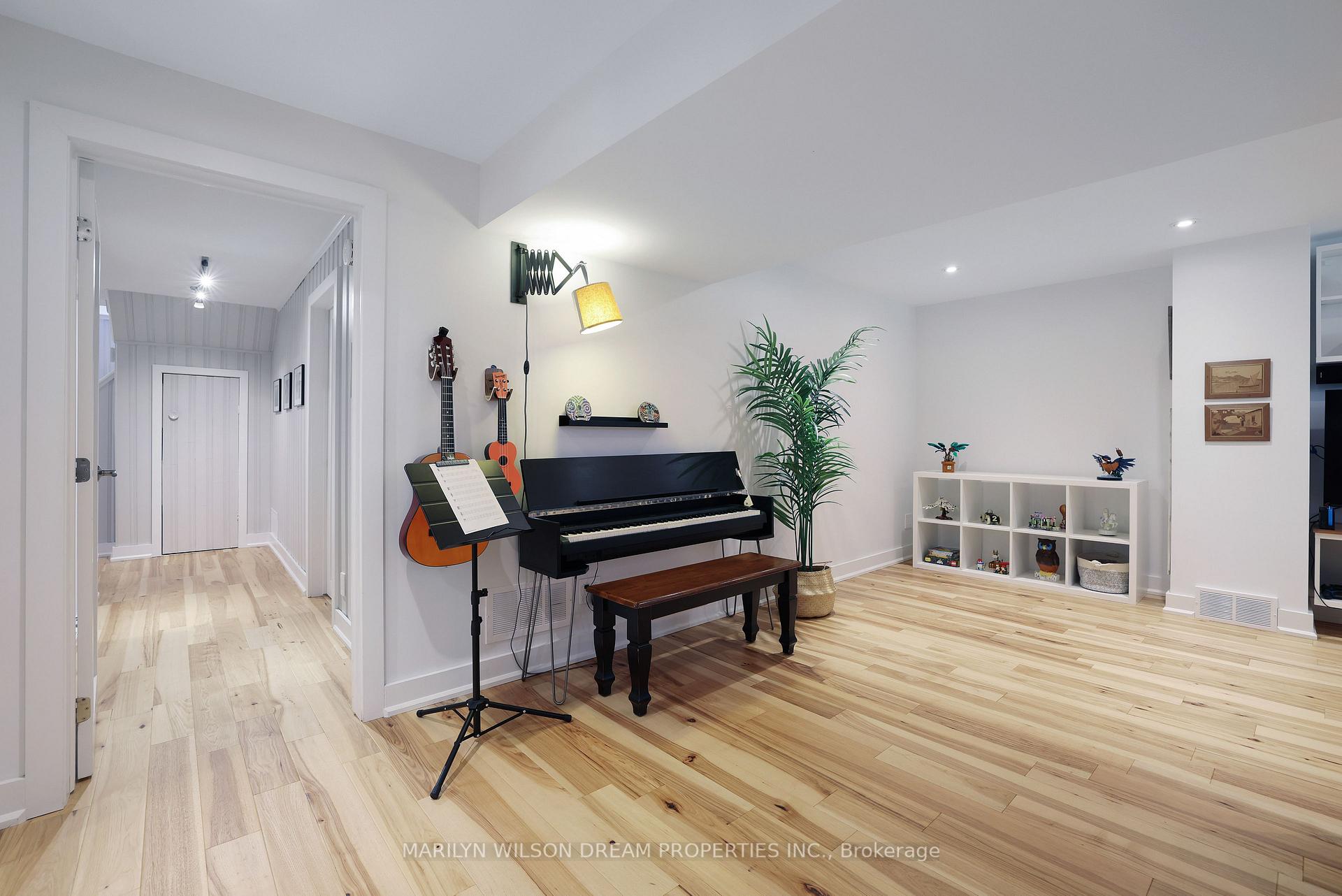 Photo 25 of 156 Dahlia Avenue, Ottawa, Applewood Acres — HOMEH