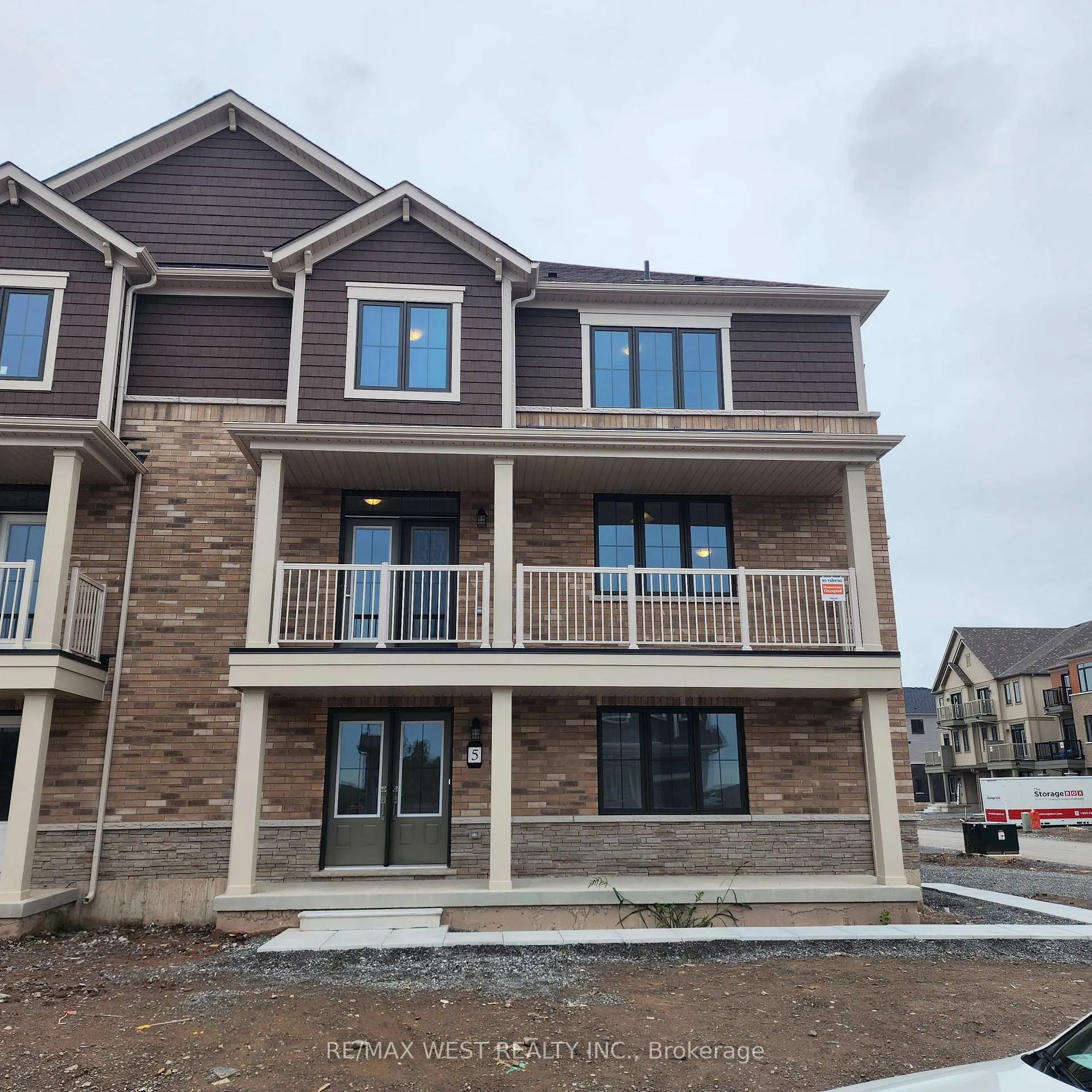 Photo 2 of 5 Pogie Drive, Welland, Dain City — HOMEH