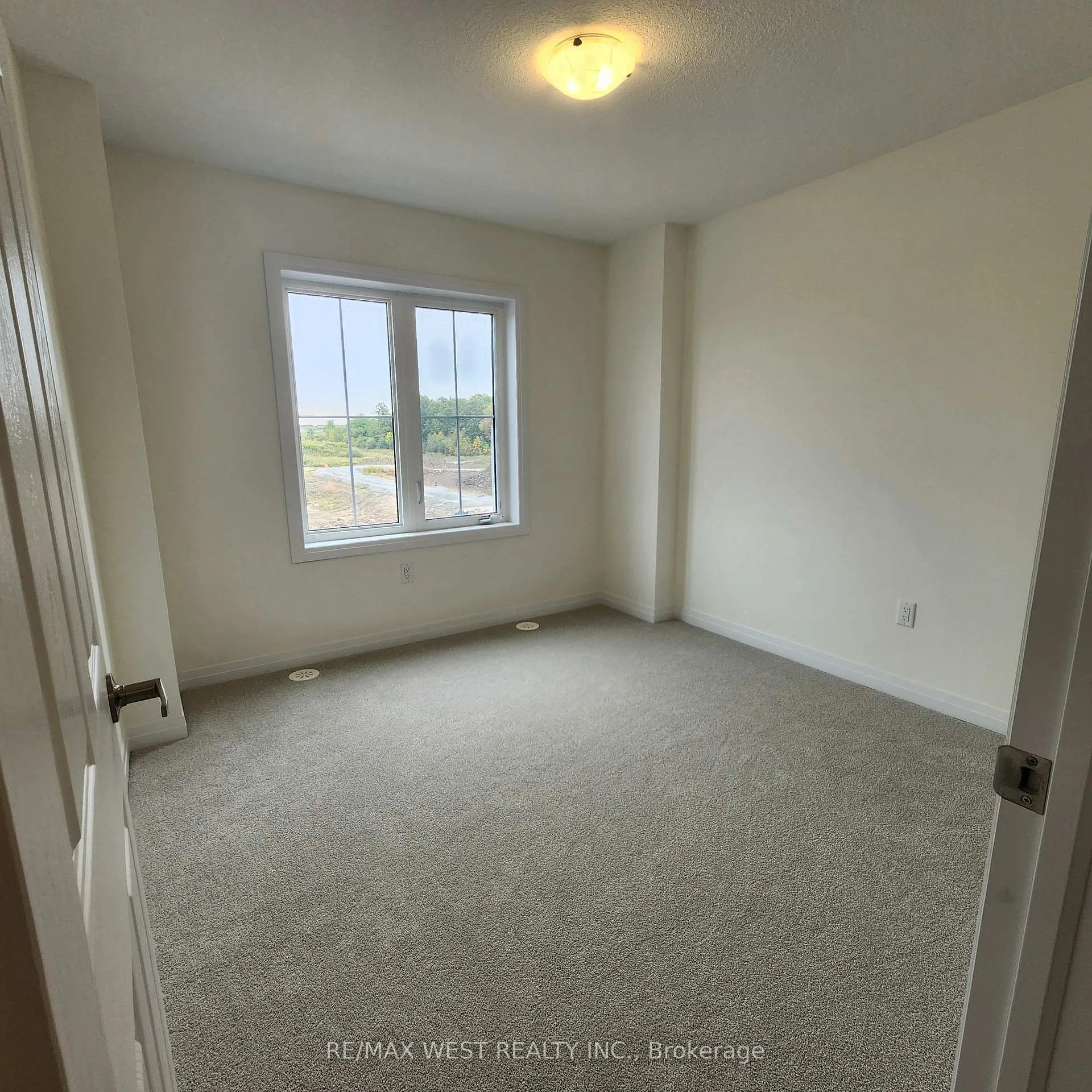 Photo 27 of 5 Pogie Drive, Welland, Dain City — HOMEH