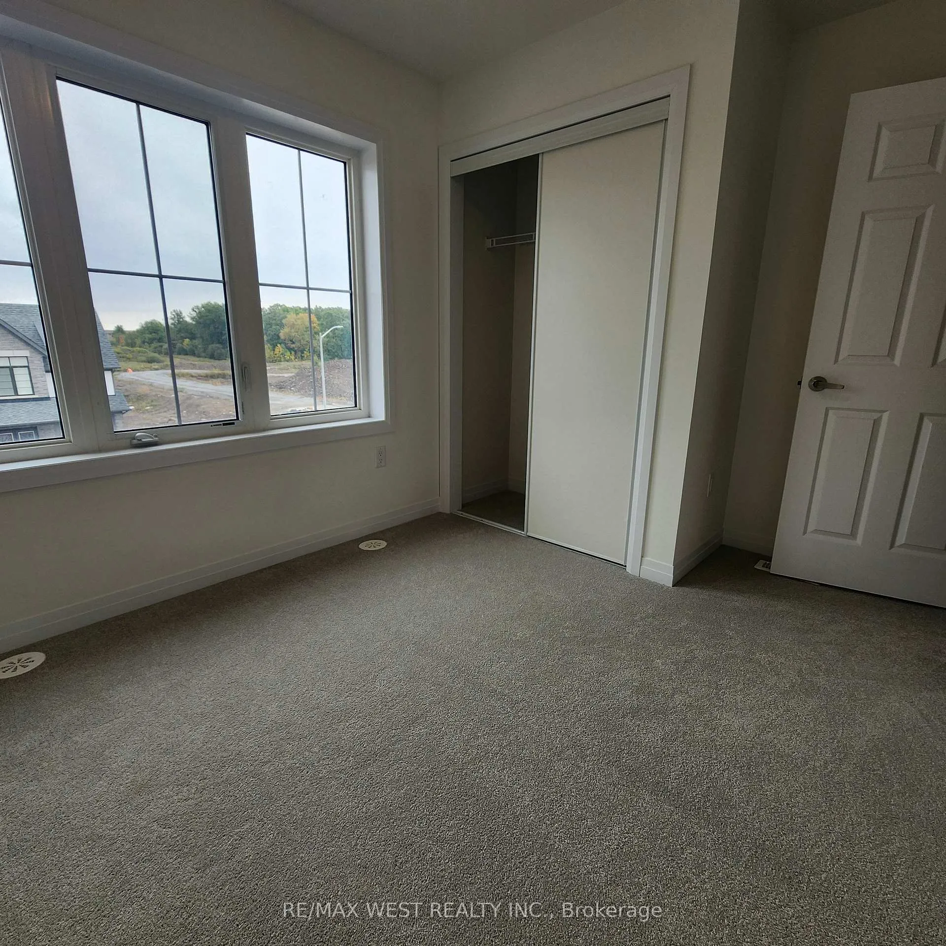 Photo 30 of 5 Pogie Drive, Welland, Dain City — HOMEH