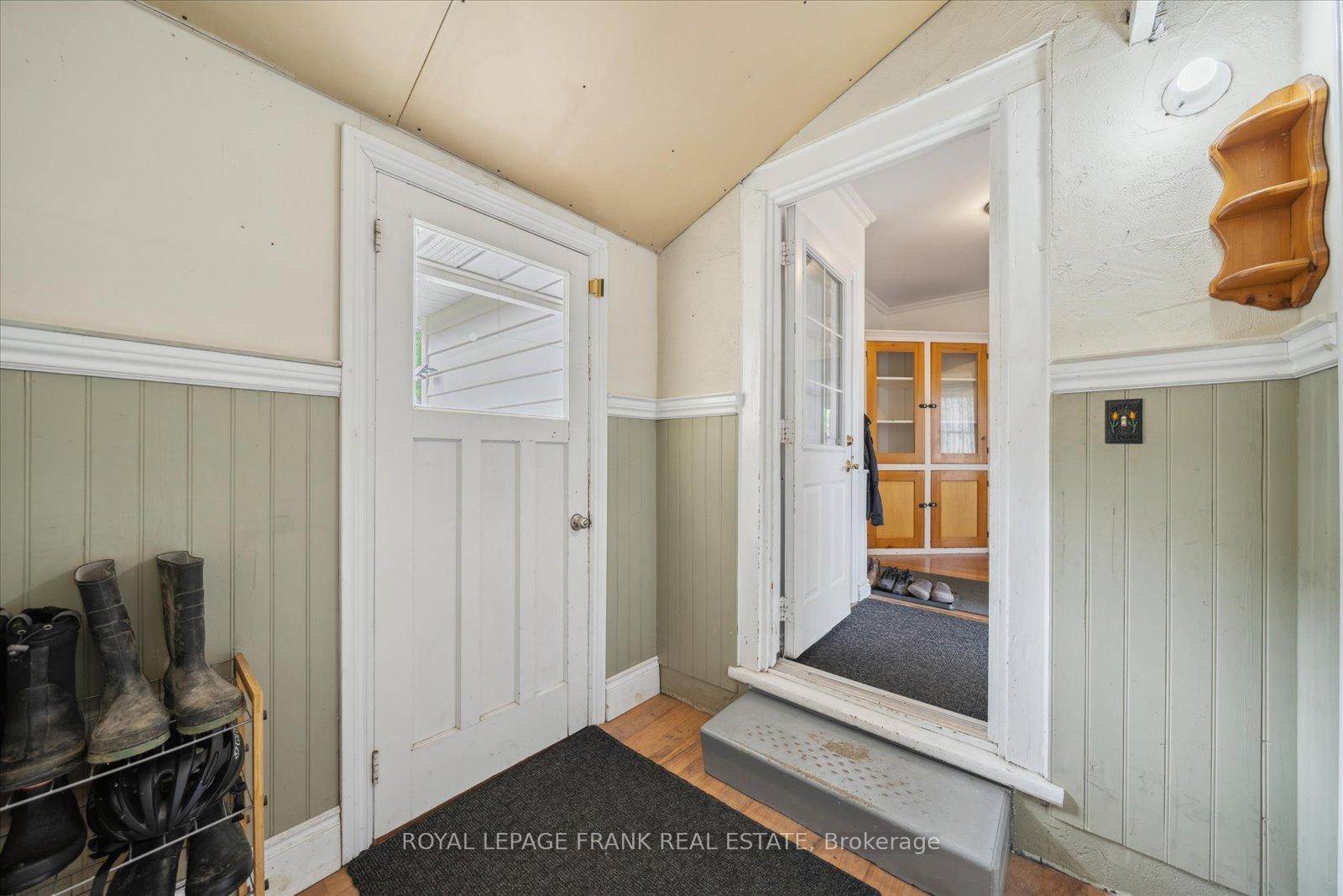 Photo 7 of 210 Brock Street W, Uxbridge — HOMEH