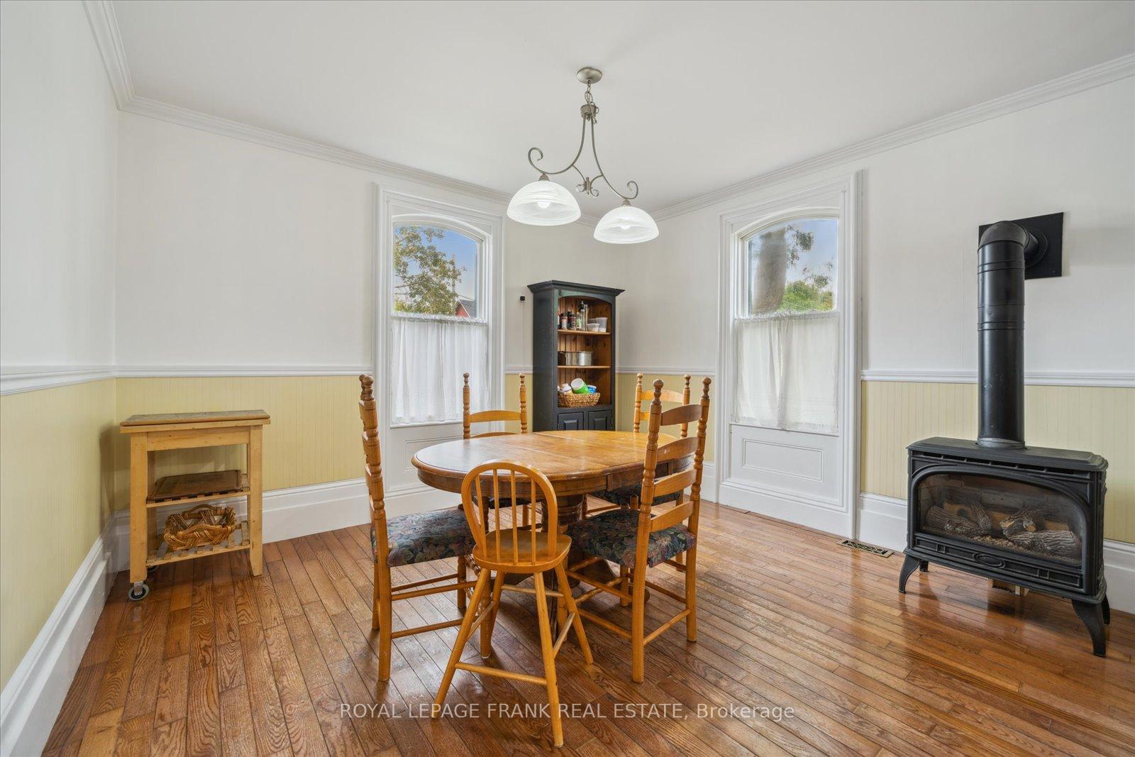 Photo 21 of 210 Brock Street W, Uxbridge — HOMEH