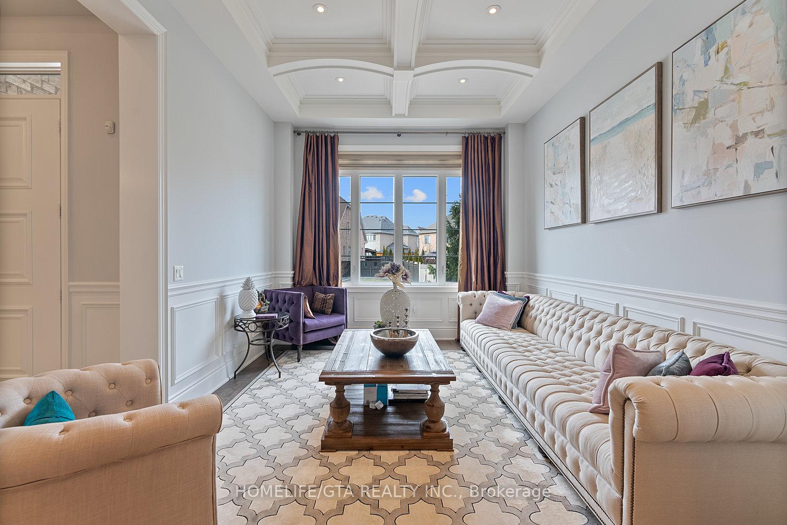 Photo 5 of 388 Woodgate Pines Drive, Vaughan, Kleinburg — HOMEH